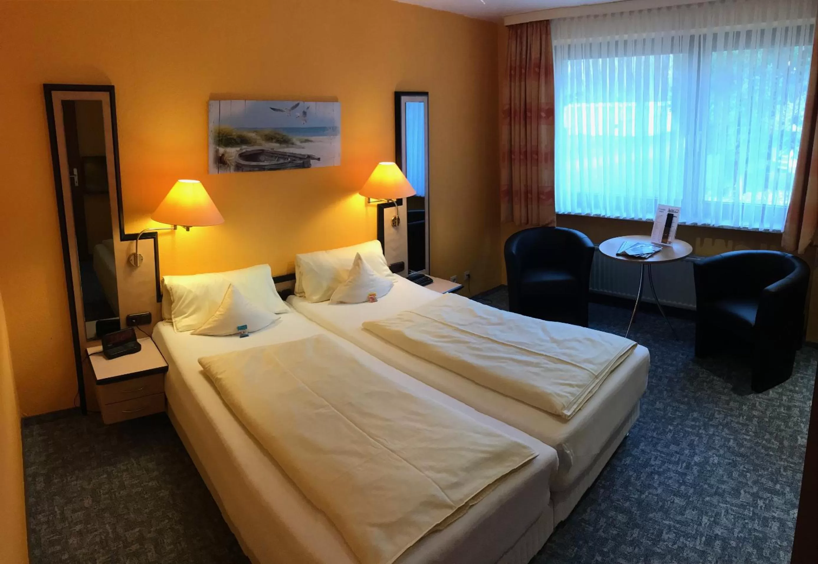 Photo of the whole room, Bed in Hotel Windspiel
