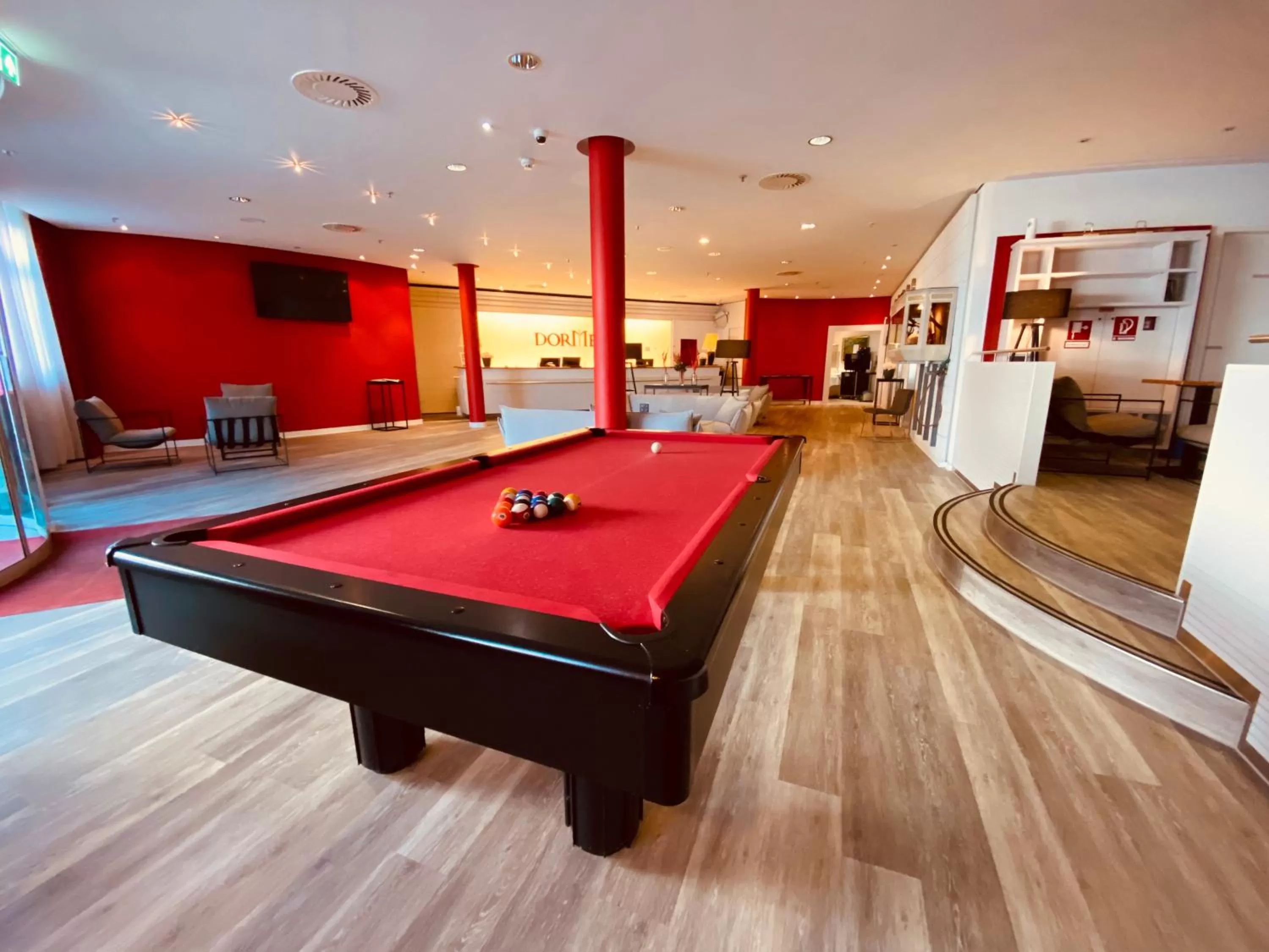 Billiard in DORMERO Hotel Dresden City