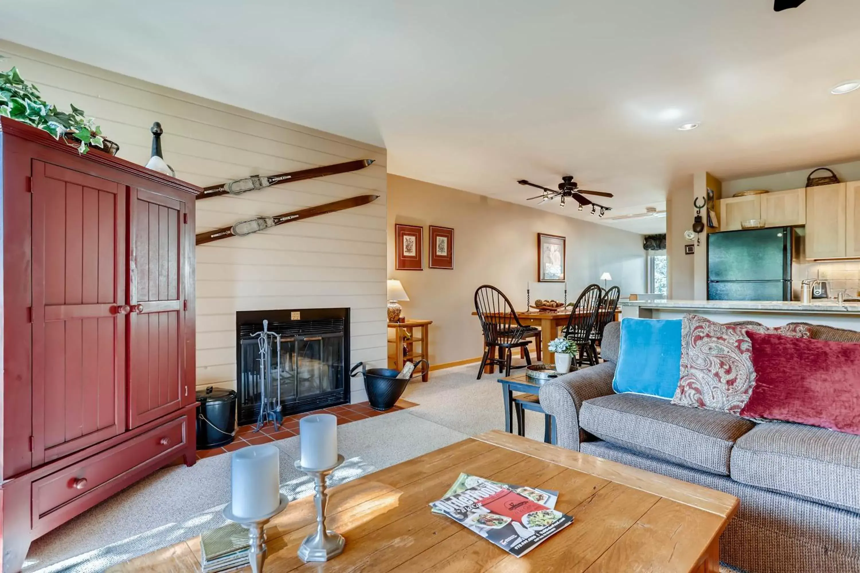 Living room, Seating Area in Simba Run Vail Condominiums