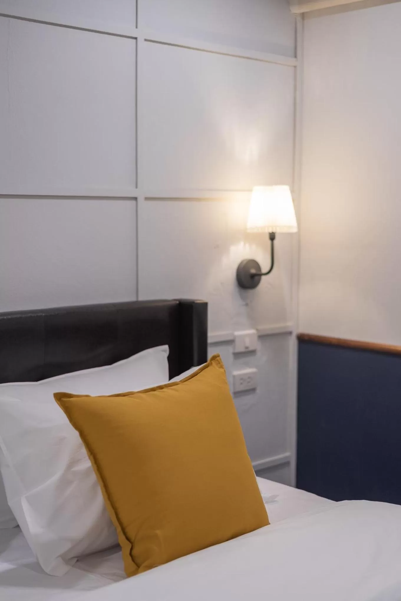 Bed in The Mellow Pillow Hotel @ Chiang Mai Gate