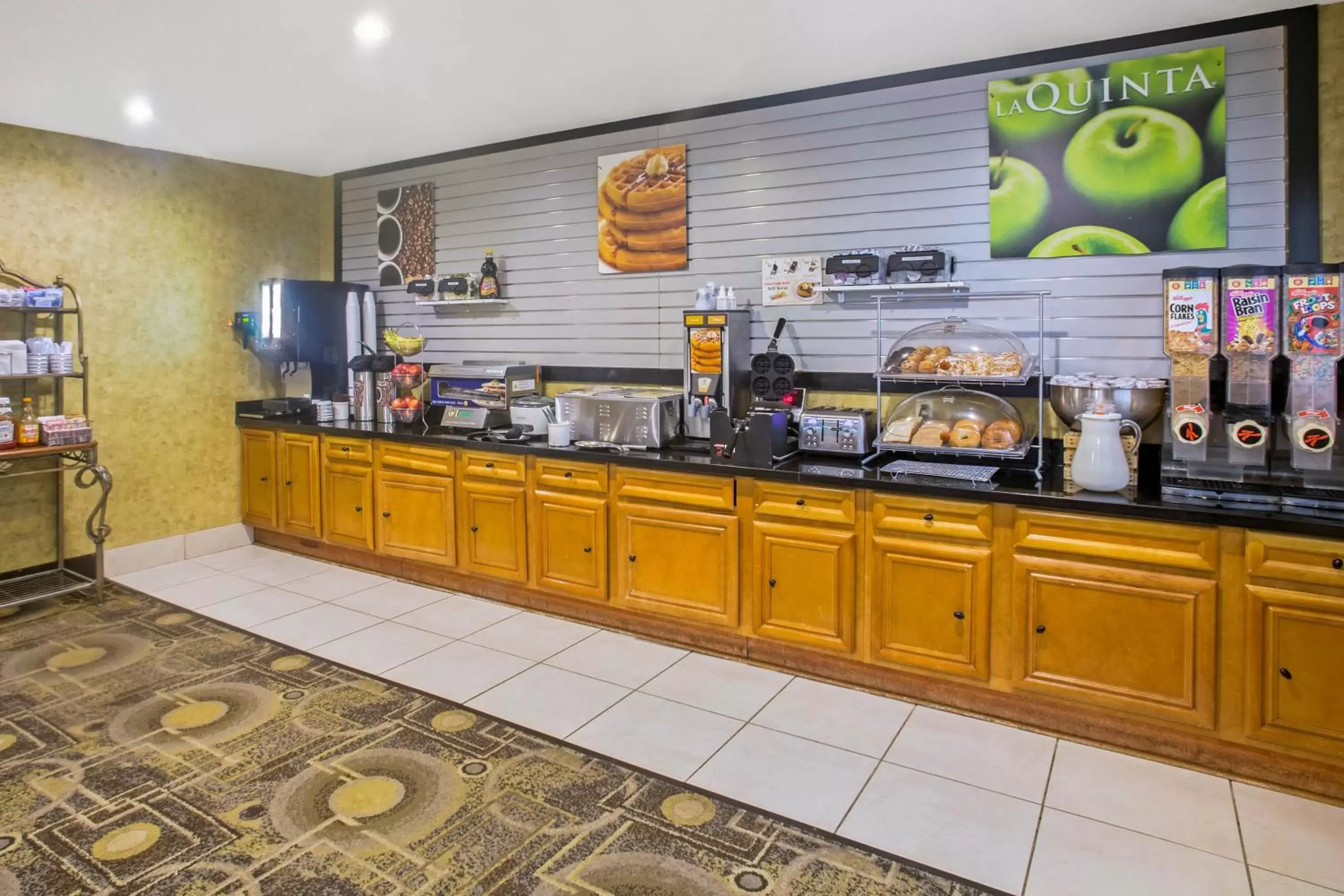 View (from property/room) in La Quinta by Wyndham Fort Smith View (from property/room) in La Quinta by Wyndham Fort Smith