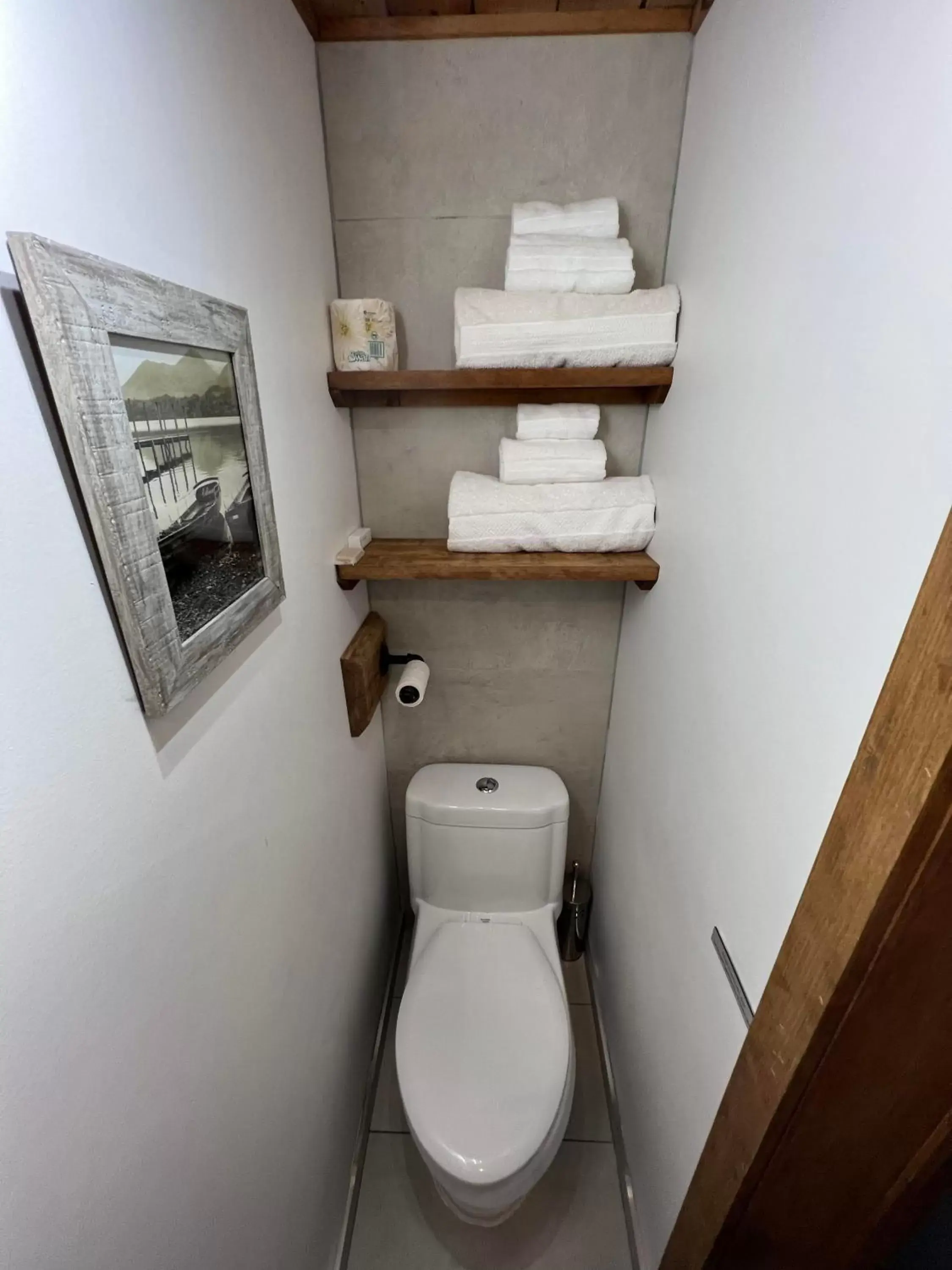 Toilet, Bathroom in Gîte du Haut des Arbres