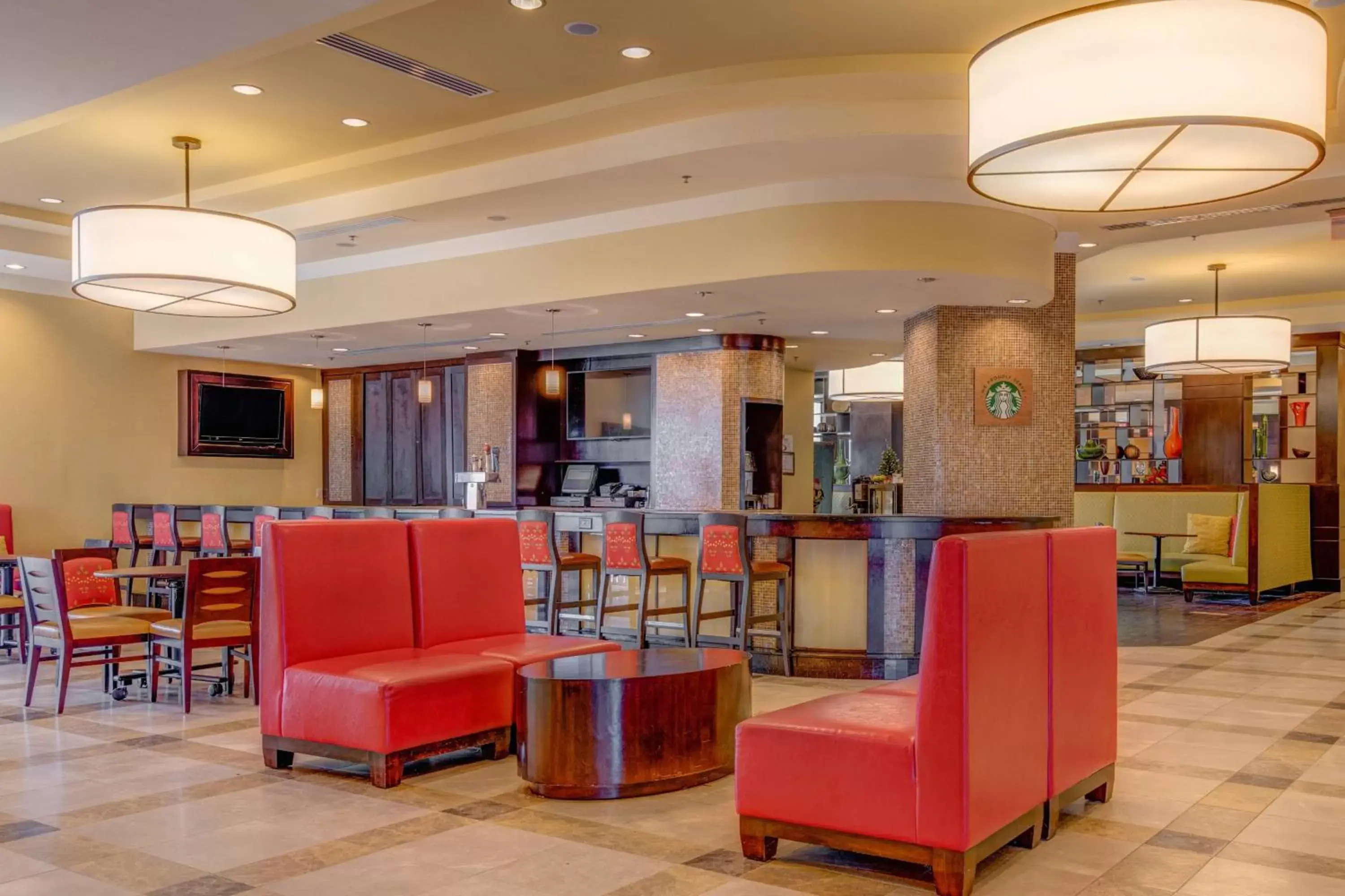Restaurant/places to eat, Lobby/Reception in Macon Marriott City Center