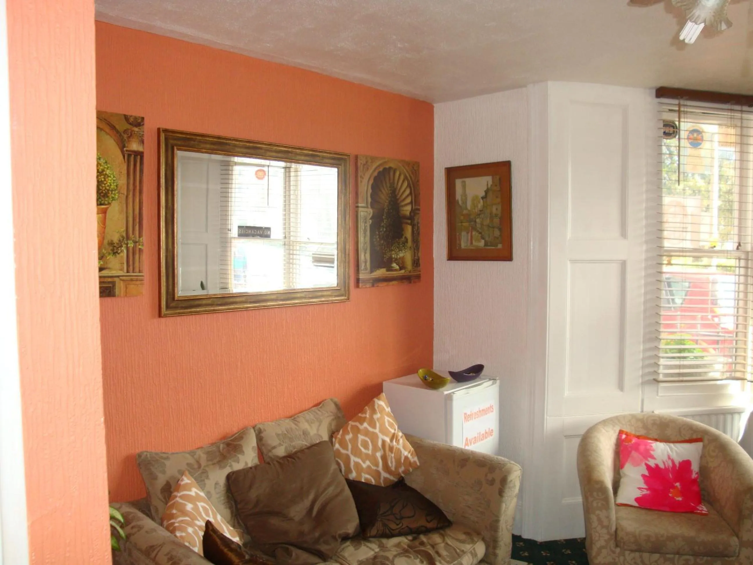 Lobby or reception in Spencer Court