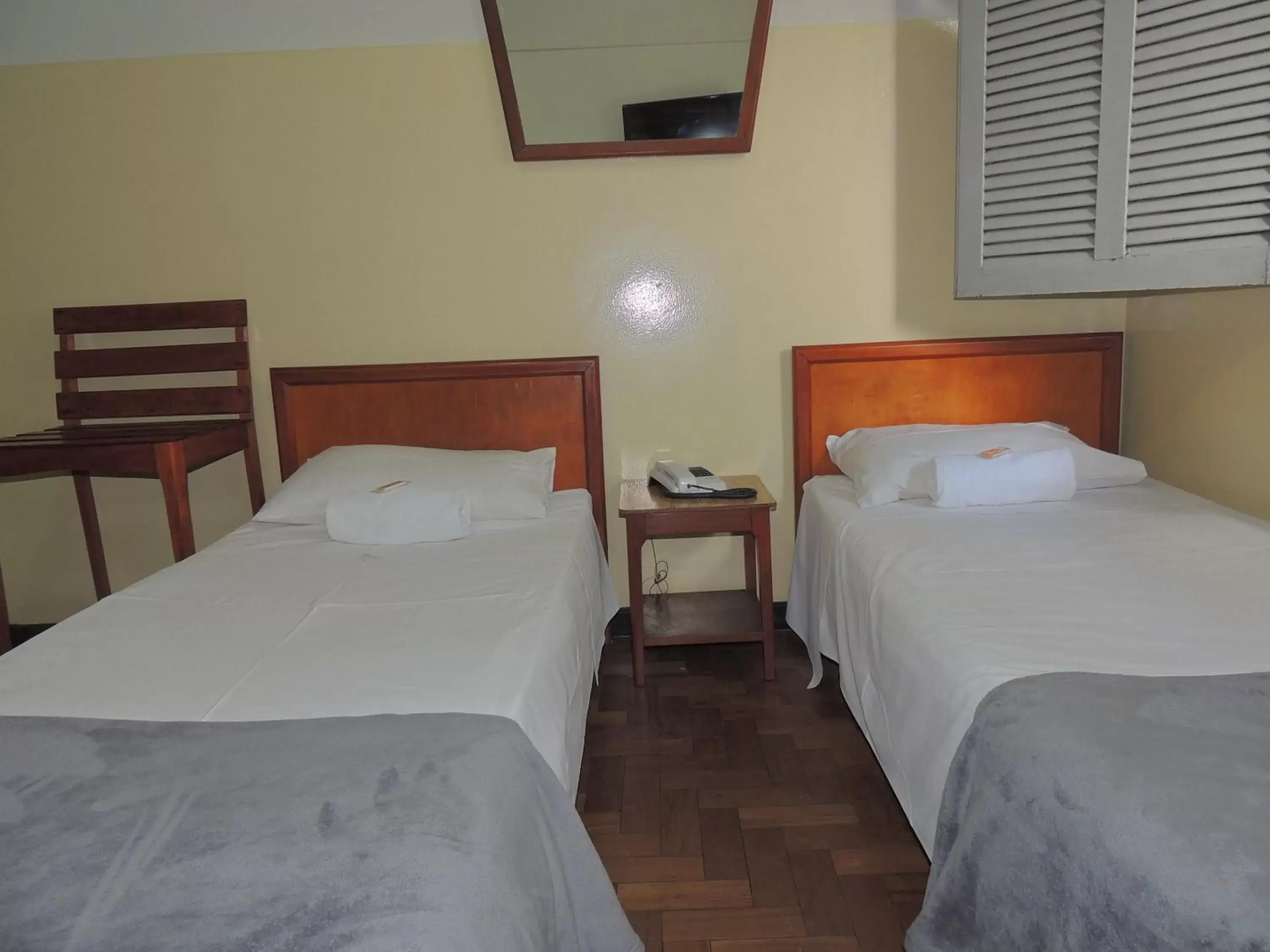 Twin Room - single occupancy in Hotel Esplanada Belo Horizonte - Proximo a Estacao de Trem Twin Room - single occupancy in Hotel Esplanada Belo Horizonte - Proximo a Estacao de Trem