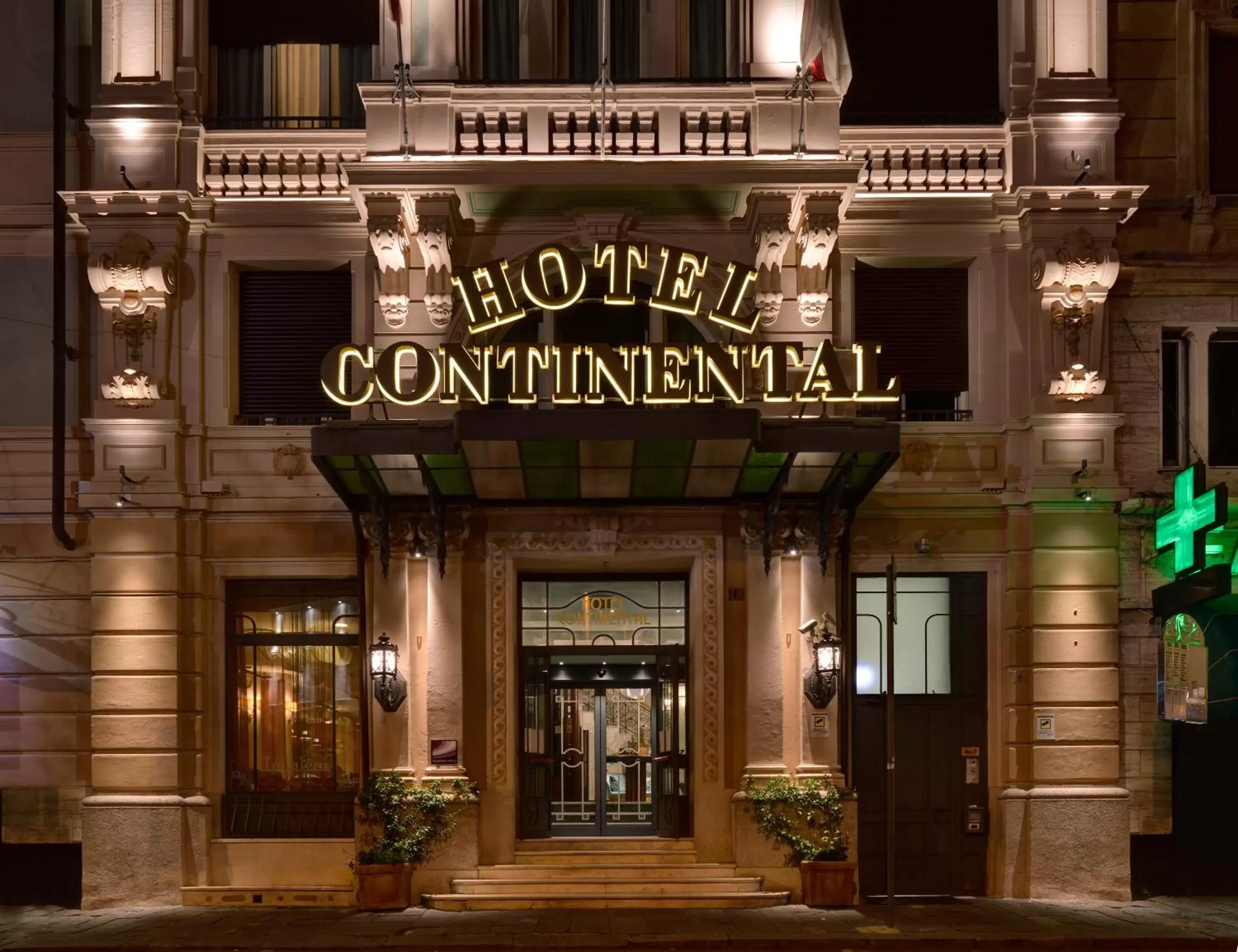 Facade/entrance in Hotel Continental Genova