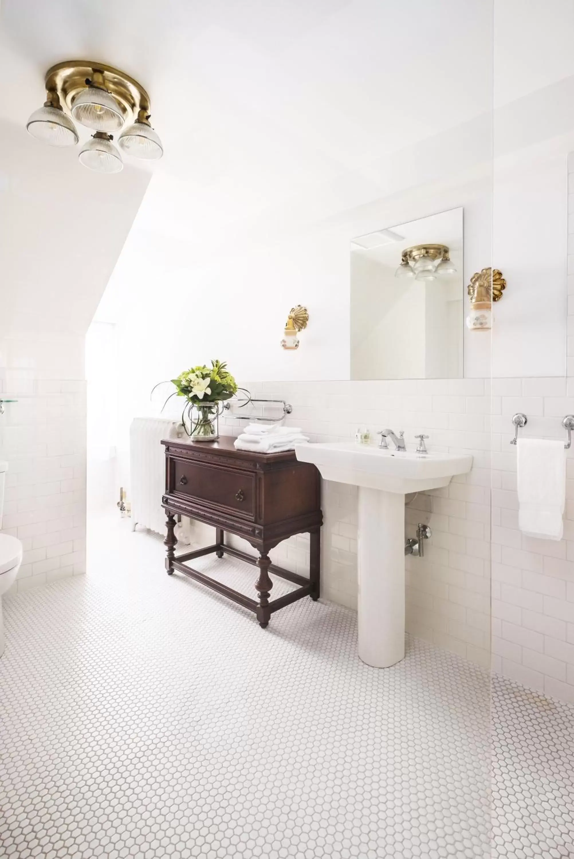 Bathroom in StoneHaven Le Manoir - Relais & Châteaux