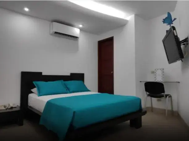 Single Room in Hotel Mediterraneo Single Room in Hotel Mediterraneo