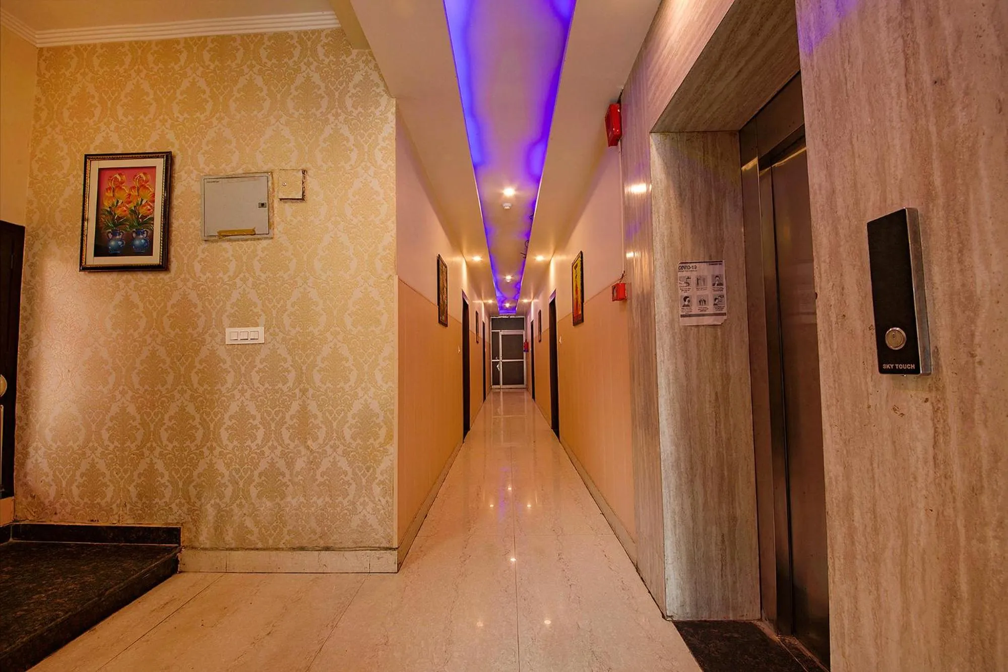 Lobby or reception in FabHotel As Residency