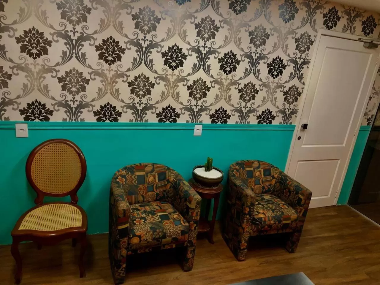 Seating area in Vivaz Boutique Hotel