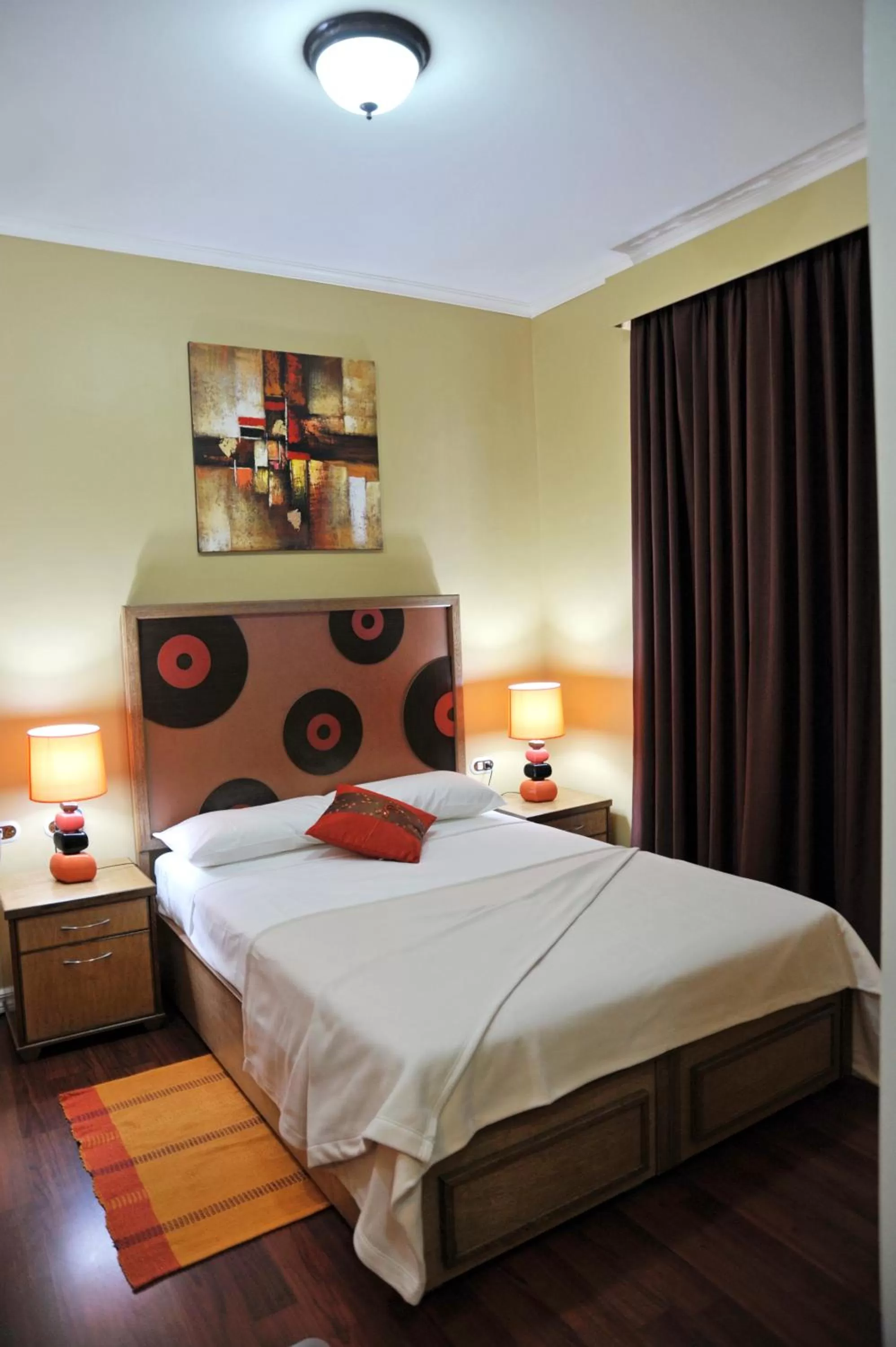 Bed in Culture Crossroads Inn