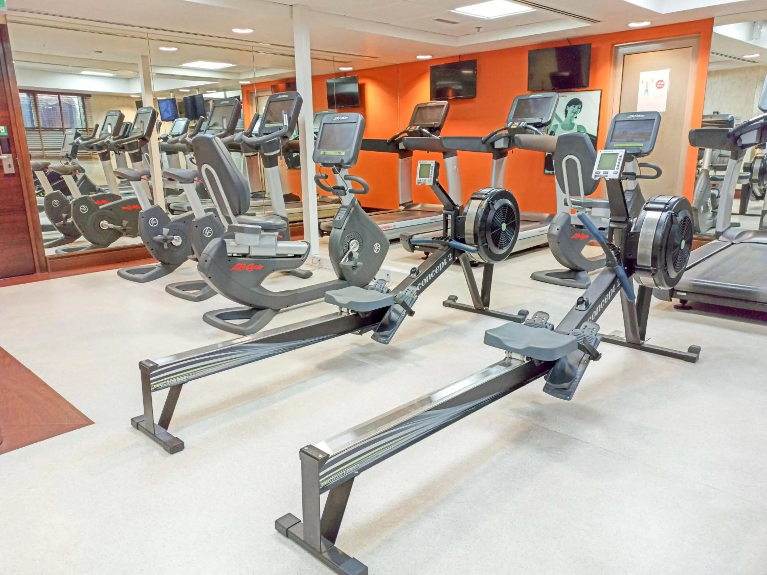 Fitness centre/facilities in Crowne Plaza Dubai Deira by IHG