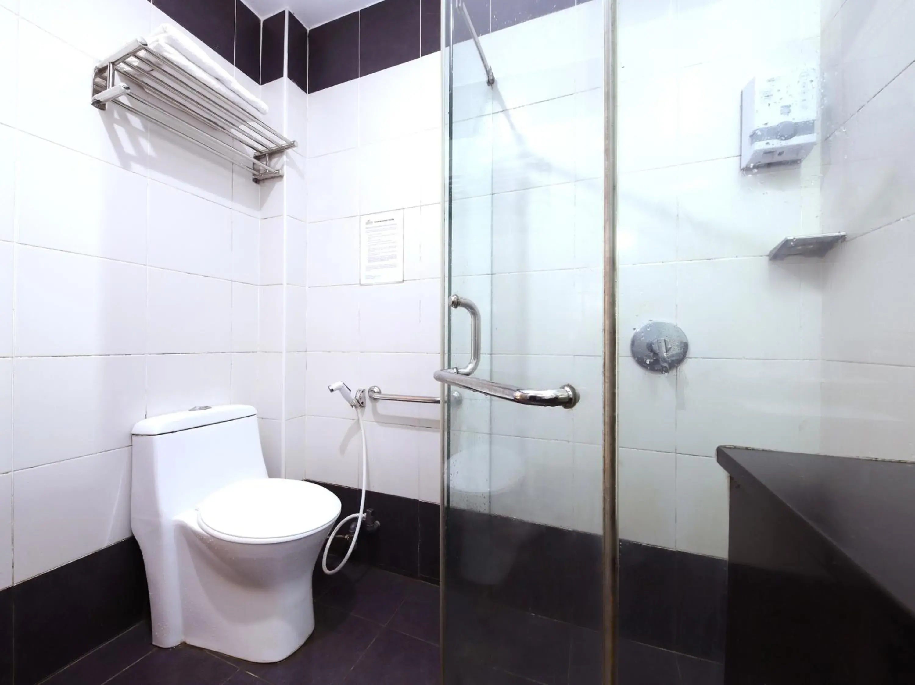 Bathroom in Nova Kuching Hotel