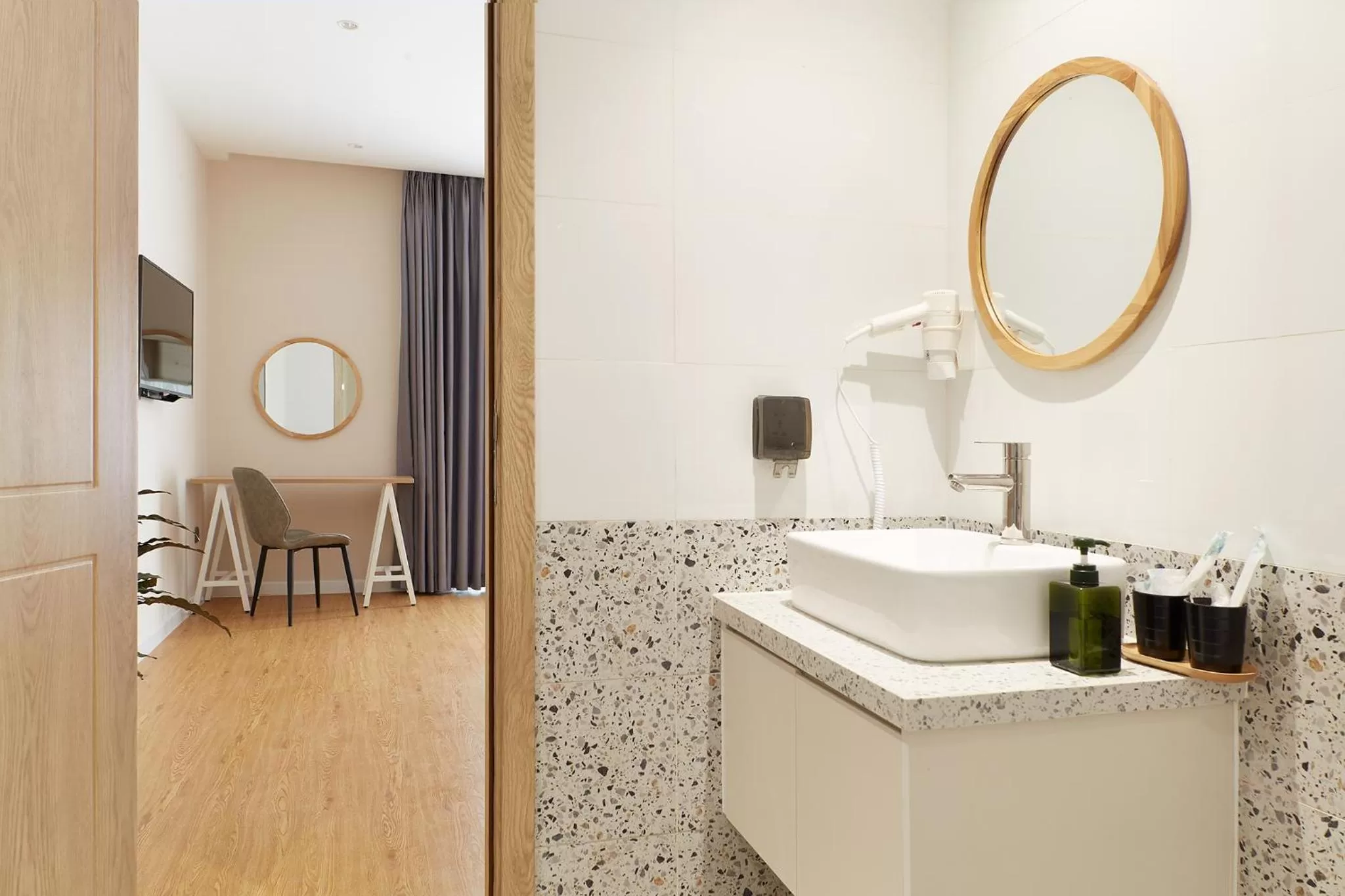 Bathroom in Larimar Villas Cô Giang