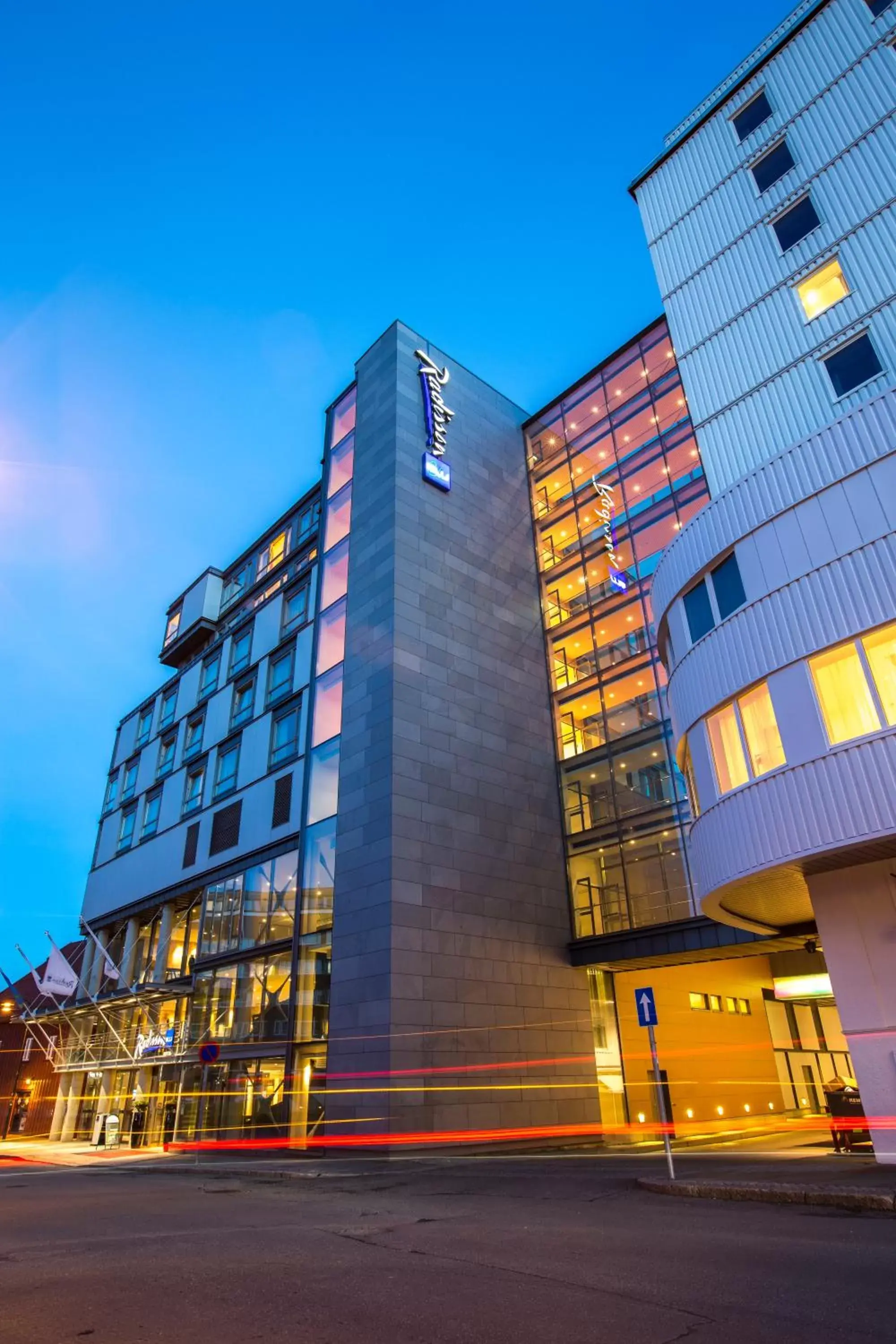 Facade/entrance, Property Building in Radisson Blu Hotel Tromsø