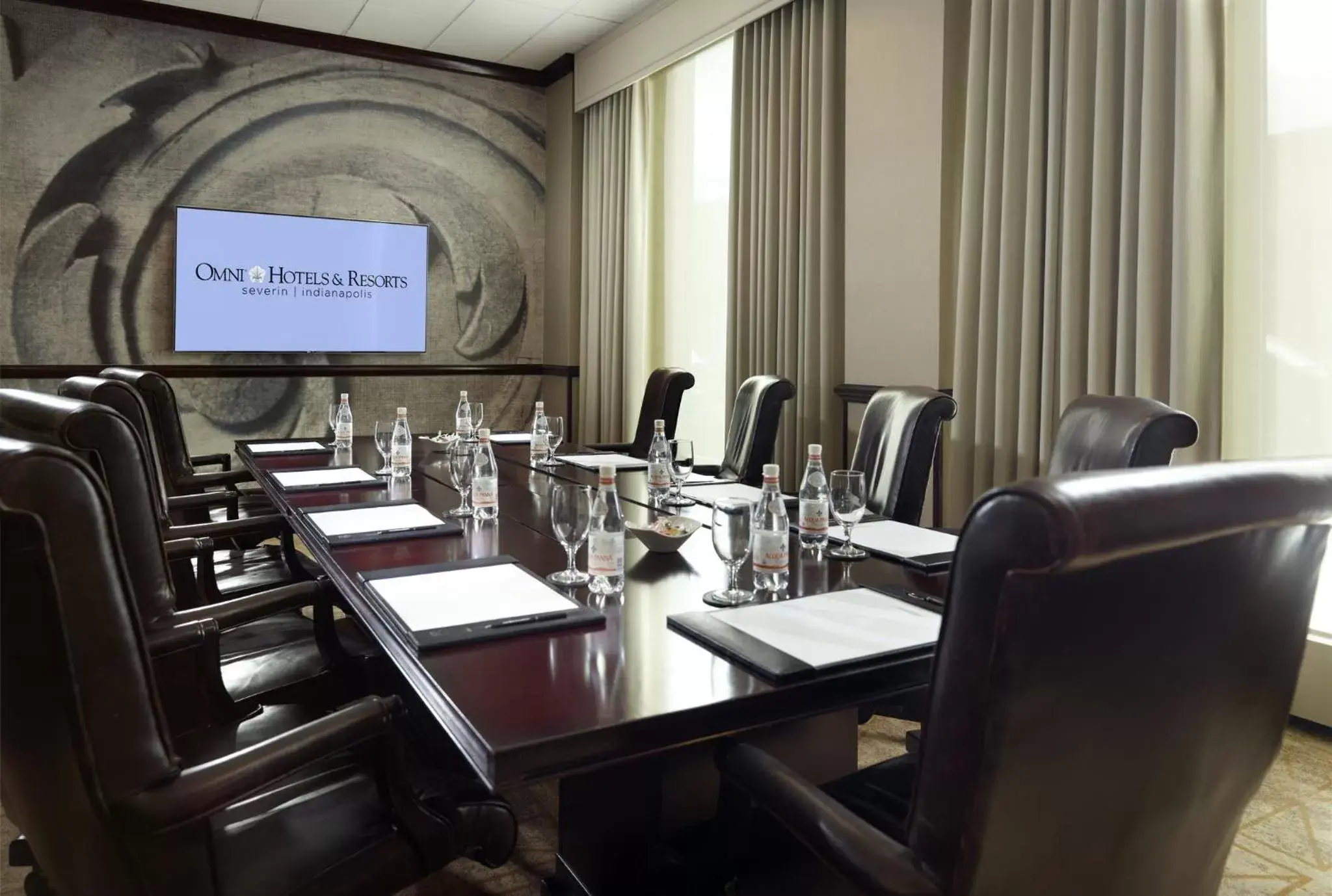 Meeting/conference room in Omni Severin Hotel