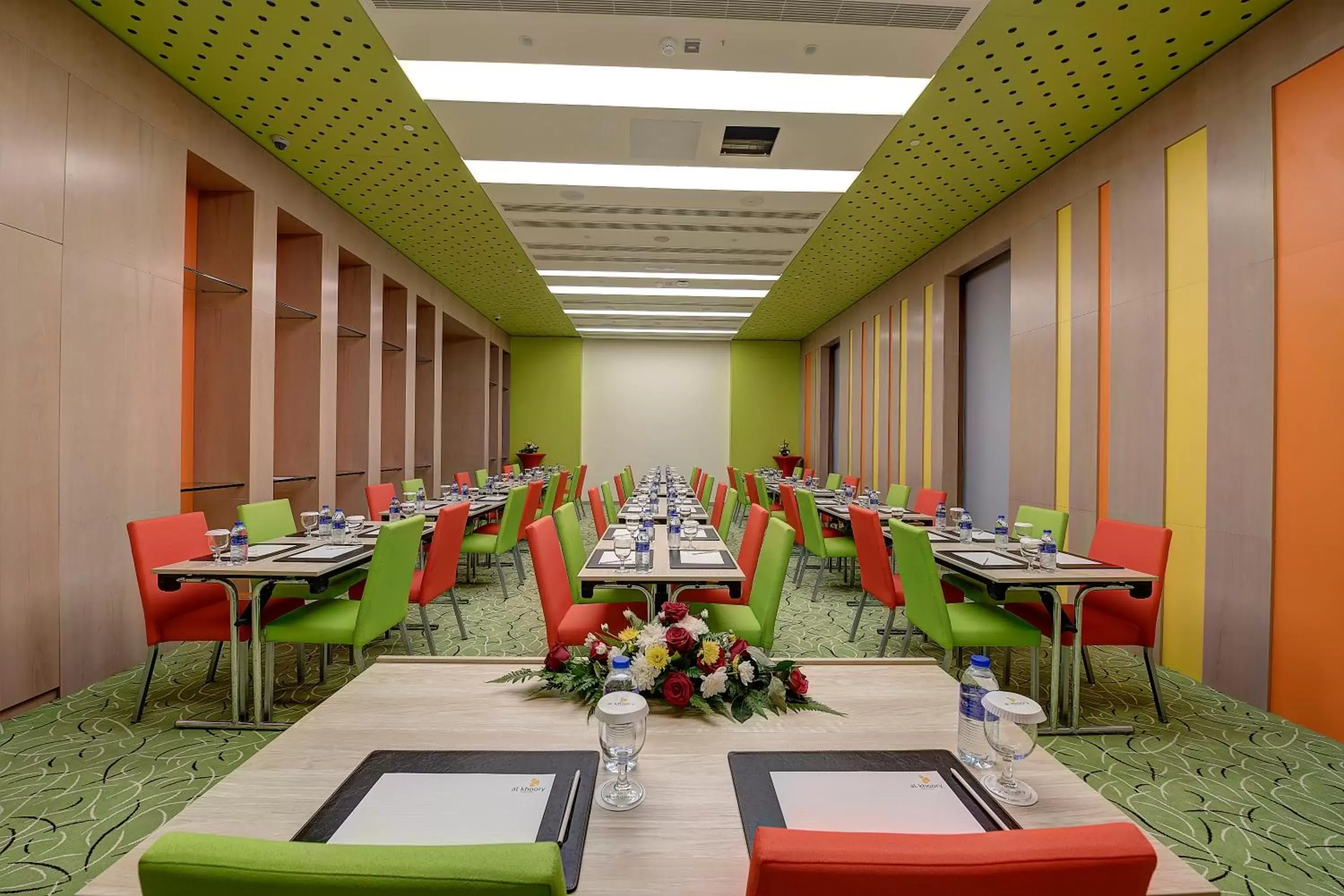 Banquet/Function facilities, Restaurant/Places to Eat in Al Khoory Atrium
