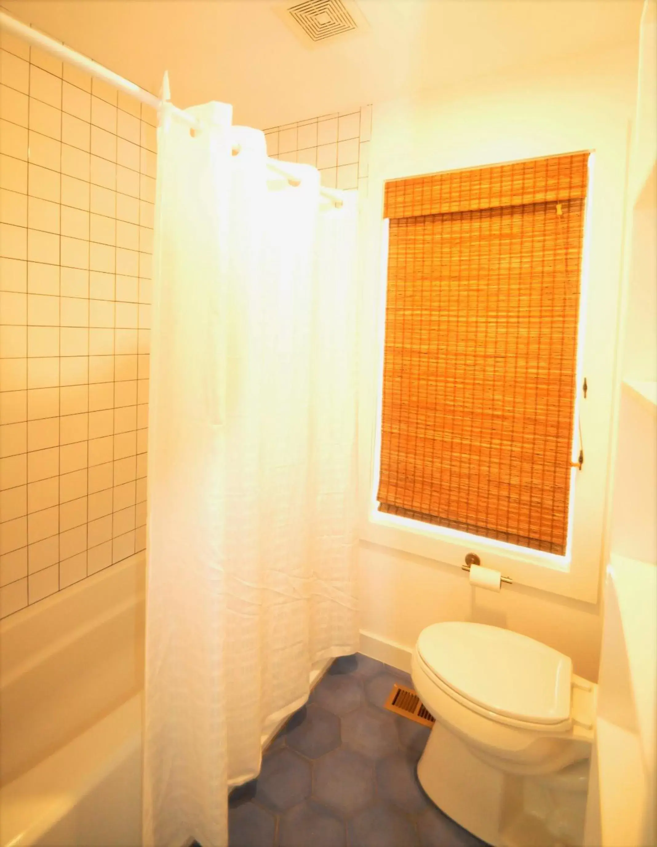 Five-Bedroom House in 7A Ranch Five-Bedroom House in 7A Ranch