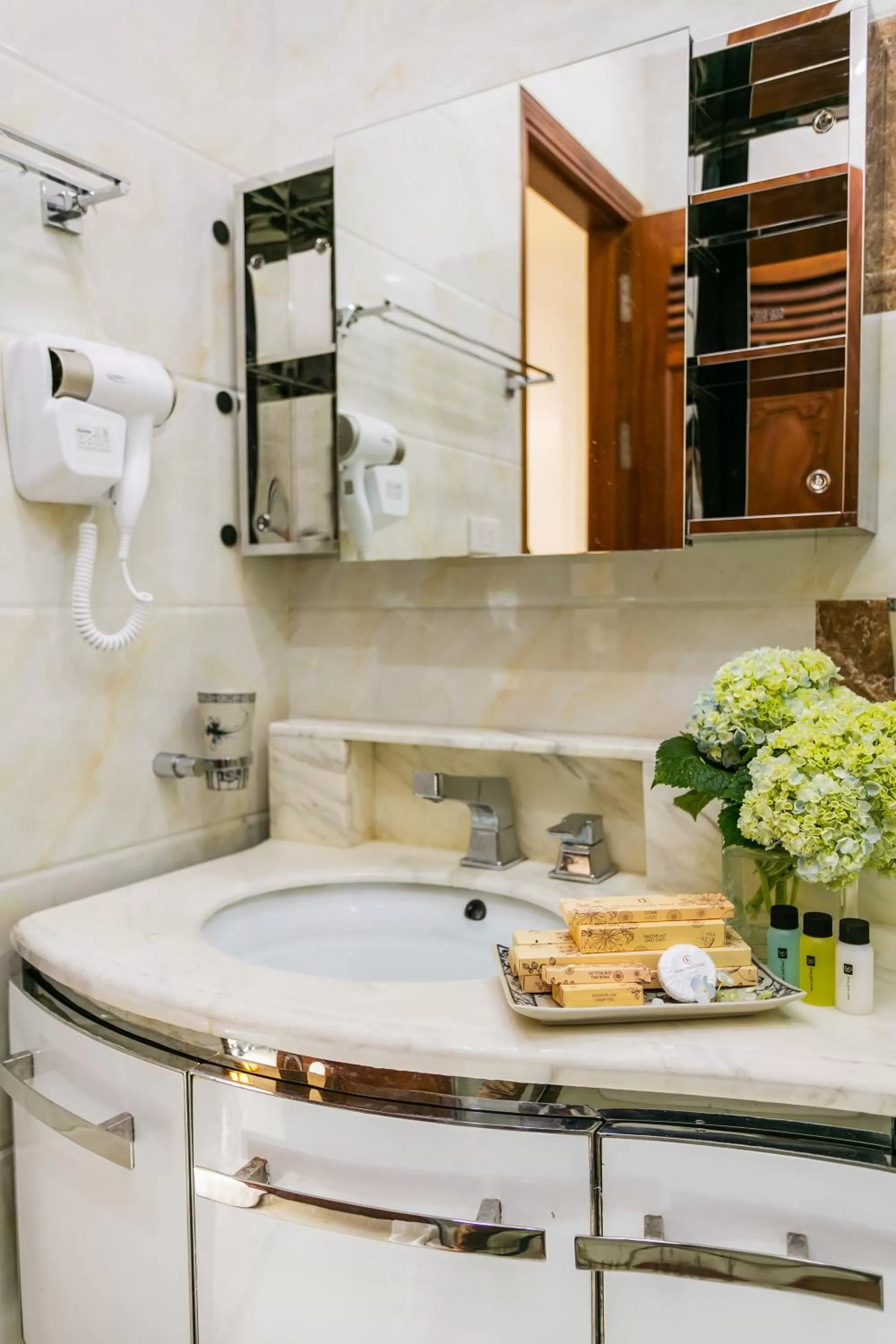 Bathroom in Hanoi Stella Hotel