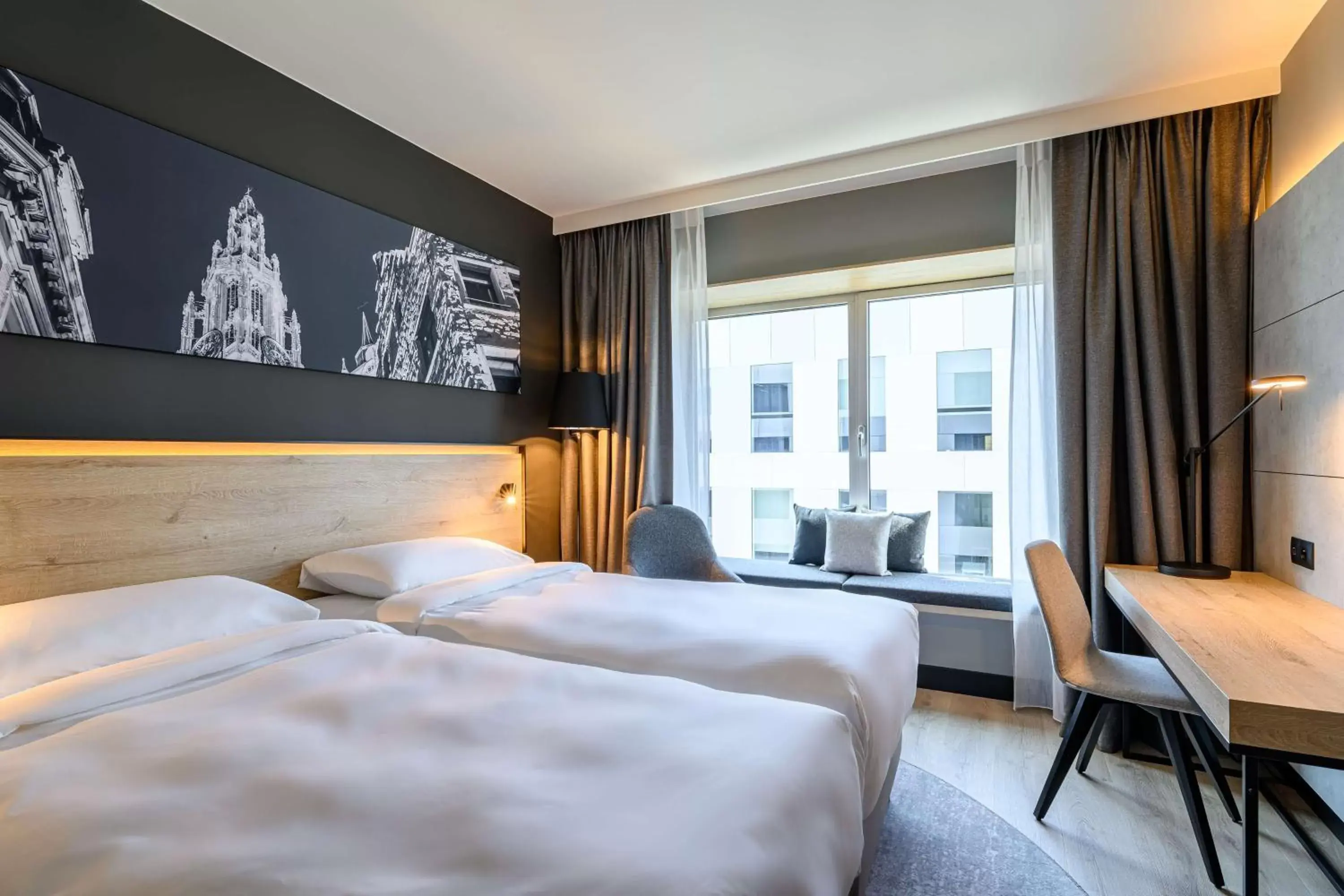 Bedroom, Bed in Park Inn by Radisson Antwerp Berchem
