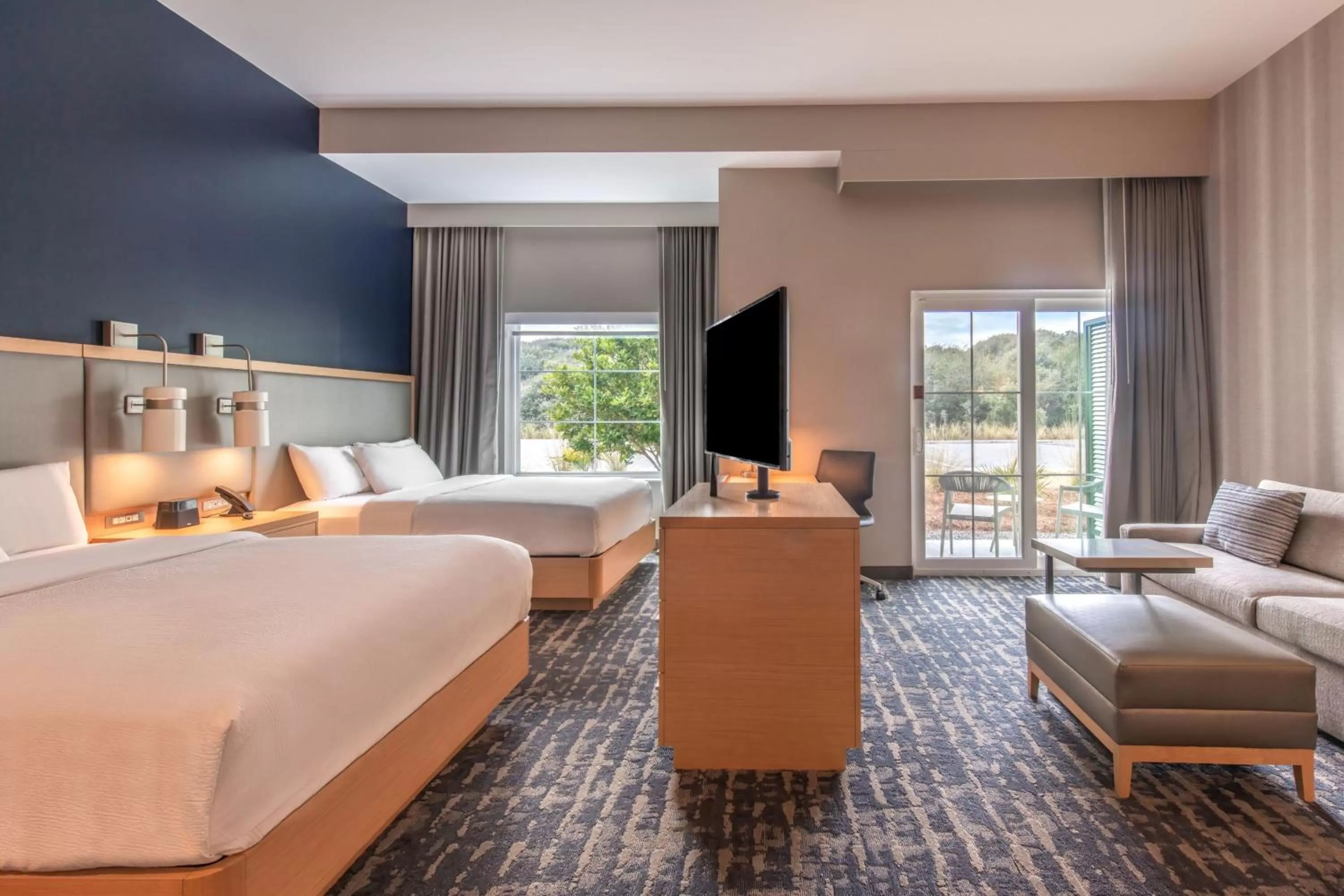 Photo of the whole room, Bed in Residence Inn by Marriott Jekyll Island