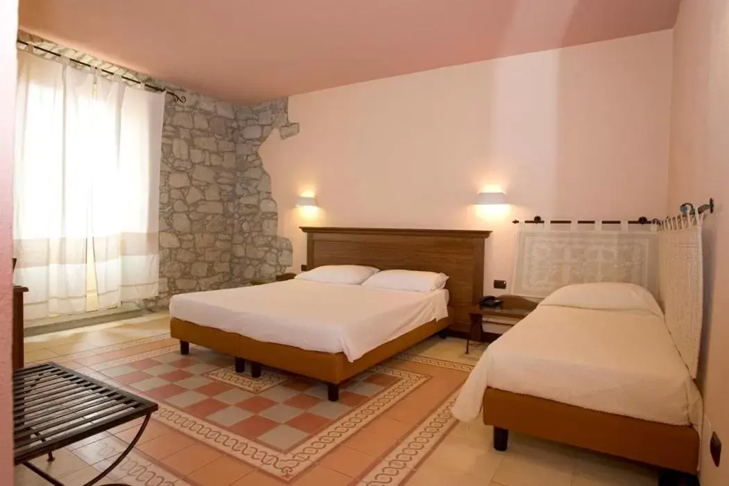 Triple Room in Corte Fiorita Albergo Diffuso