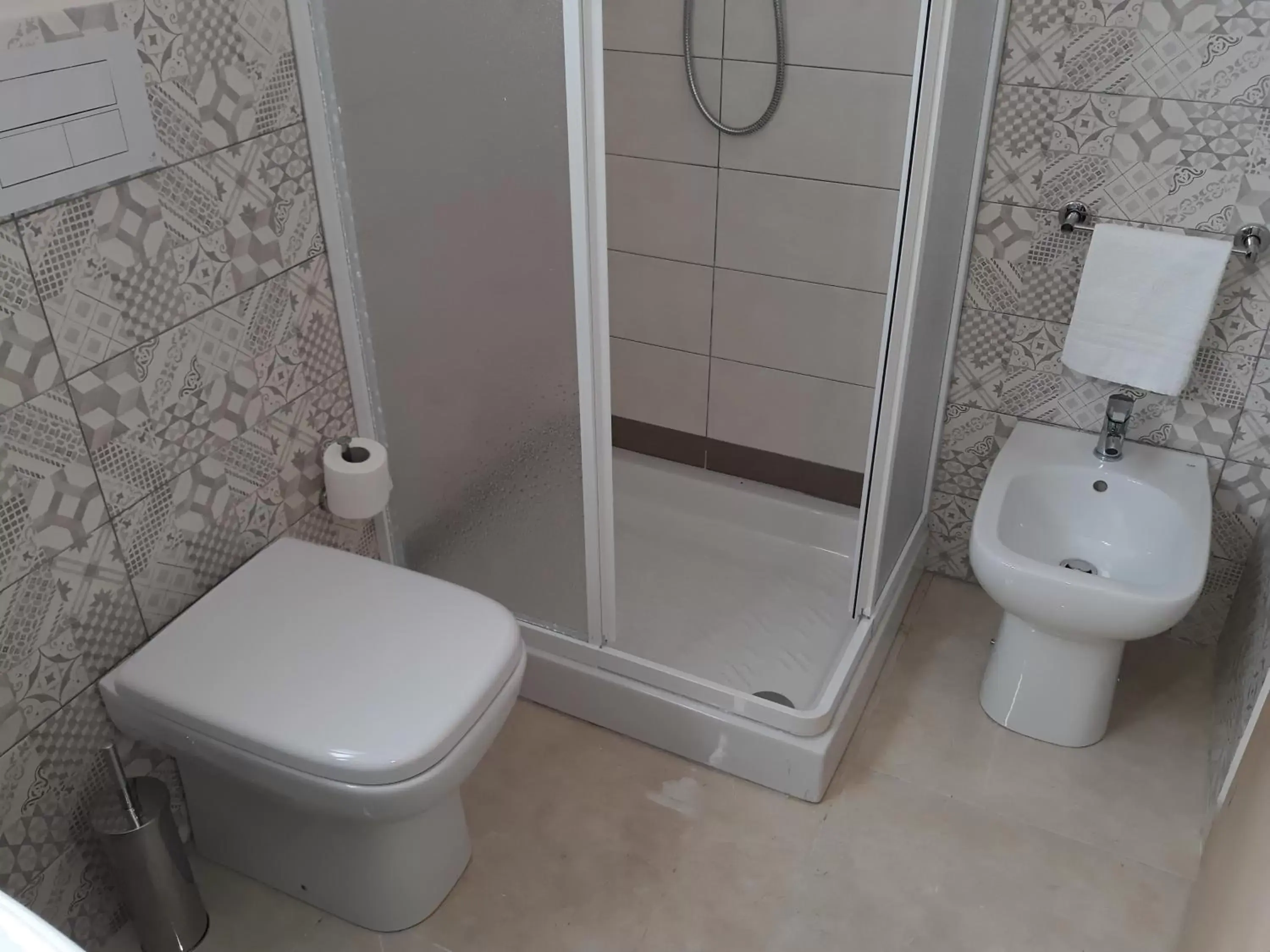 Triple Room with Private Bathroom in Antares Triple Room with Private Bathroom in Antares