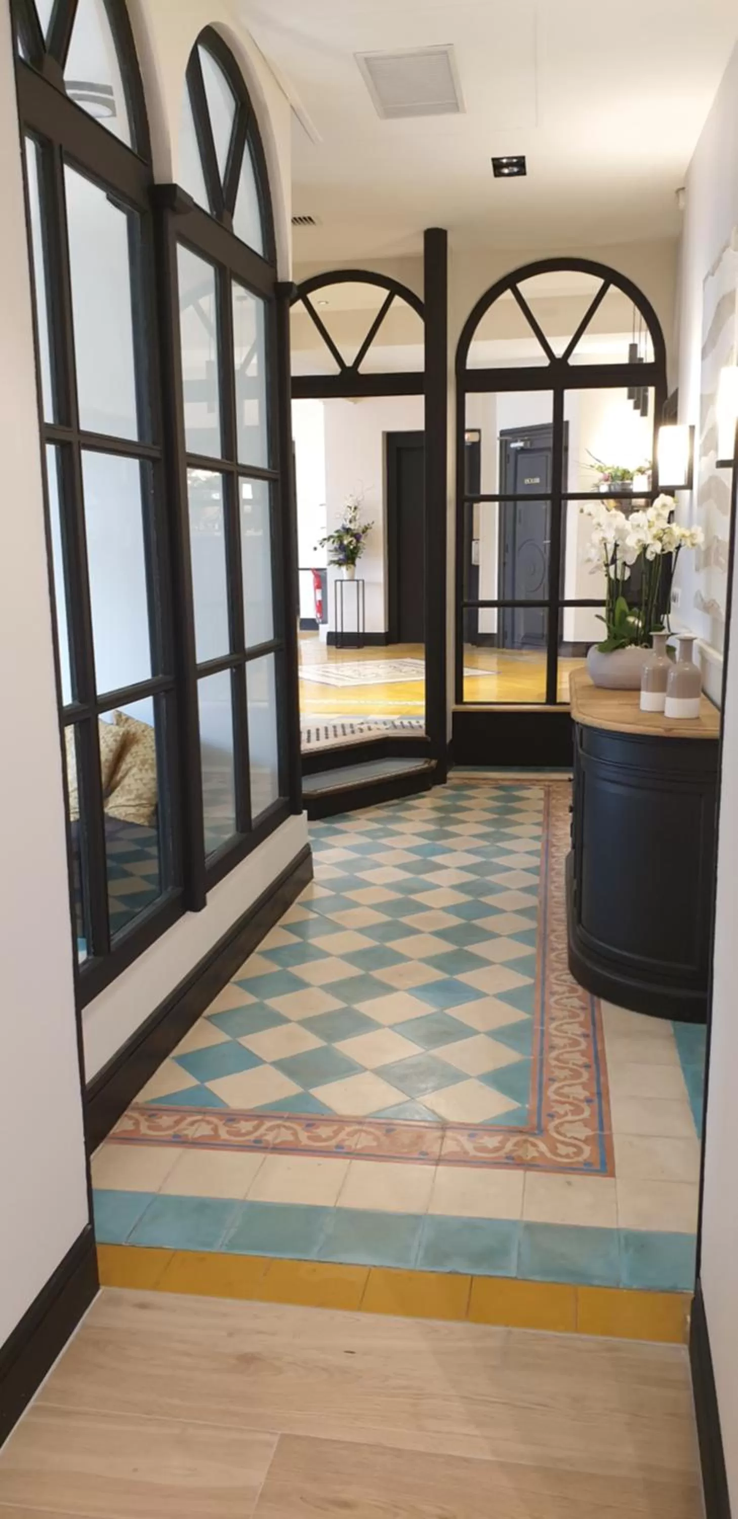 Lobby or reception in Hôtel l'Arena