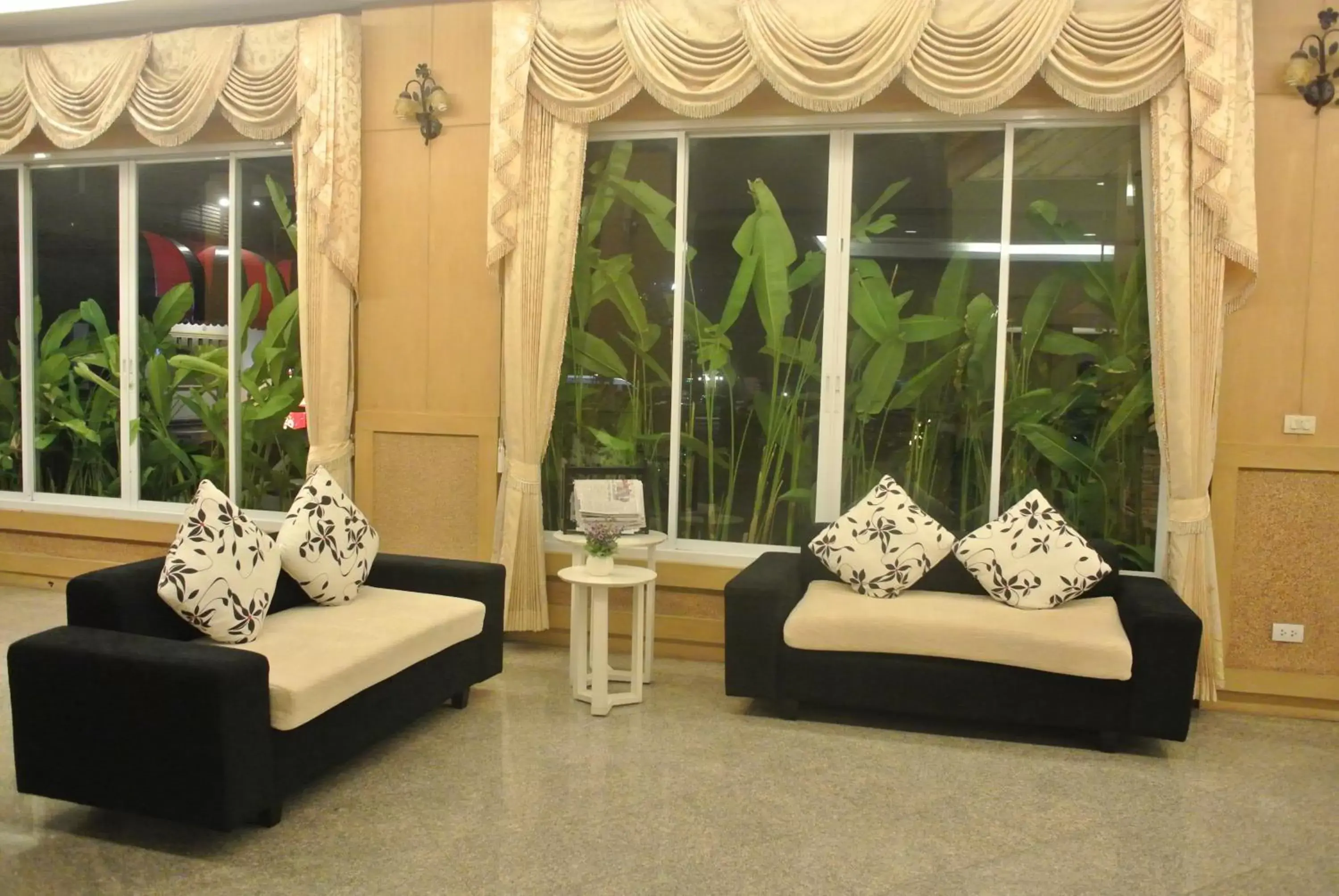 Lobby or reception, Seating Area in Major Grand Hotel