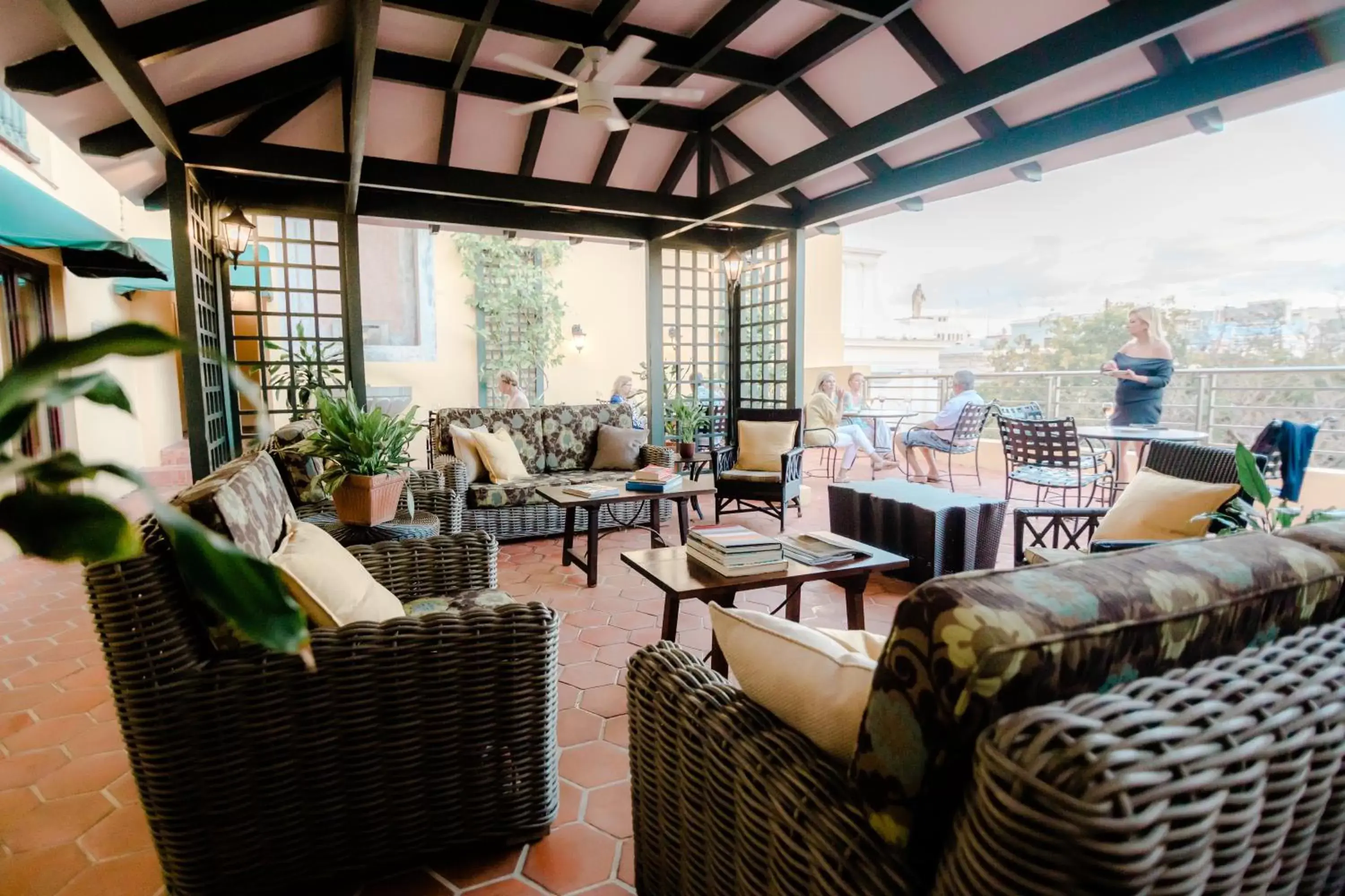 Lounge or bar in Hotel El Convento