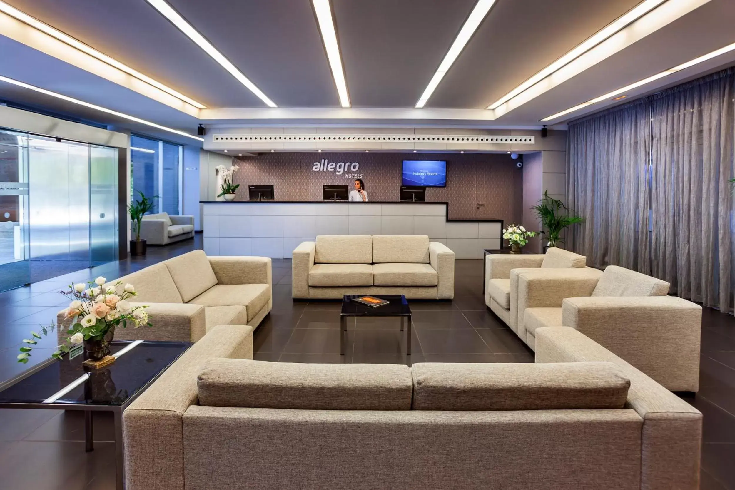 Lobby or reception, Seating Area in Allegro Granada