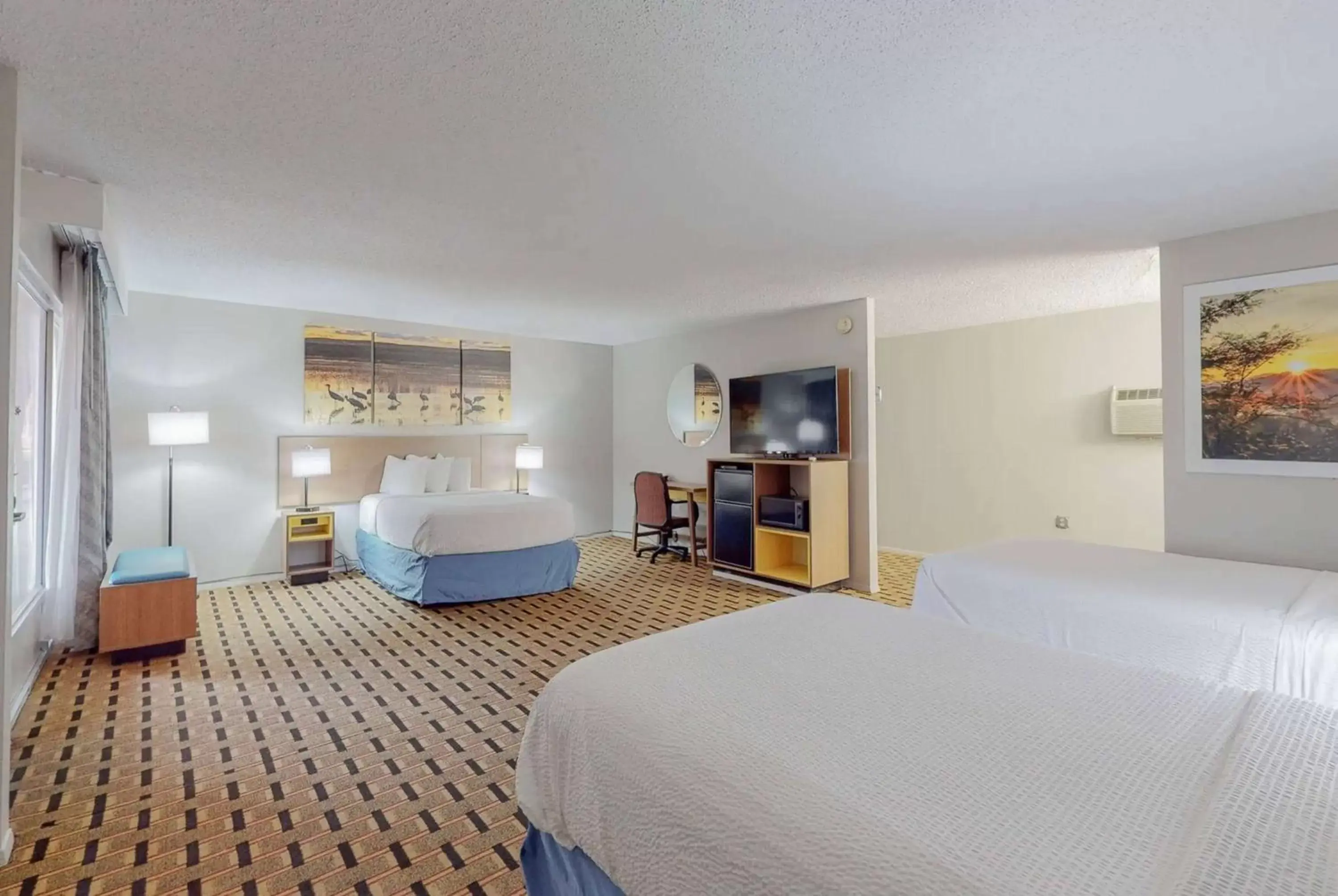 Photo of the whole room, Bed in Days Inn by Wyndham Socorro