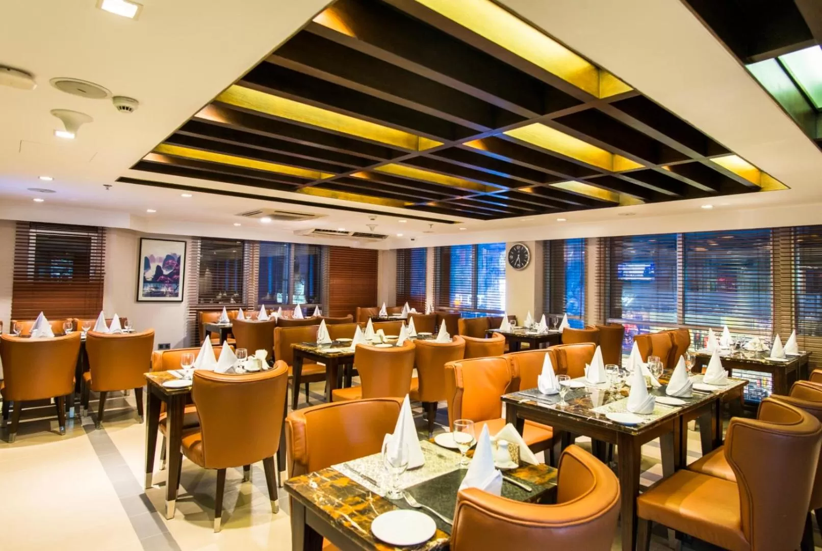 Restaurant/places to eat in Platinum Grand