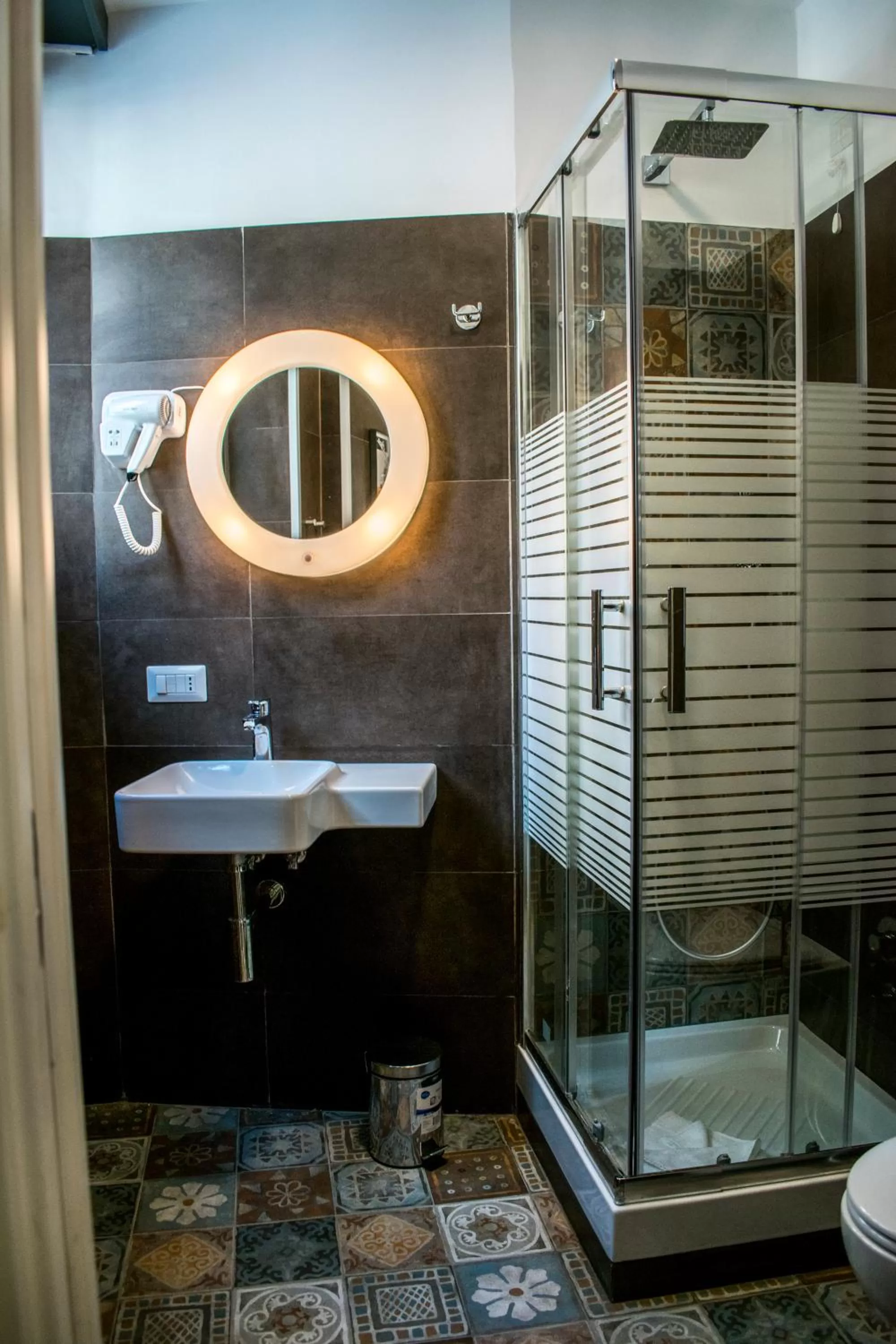 Shower in Hostel Trastevere