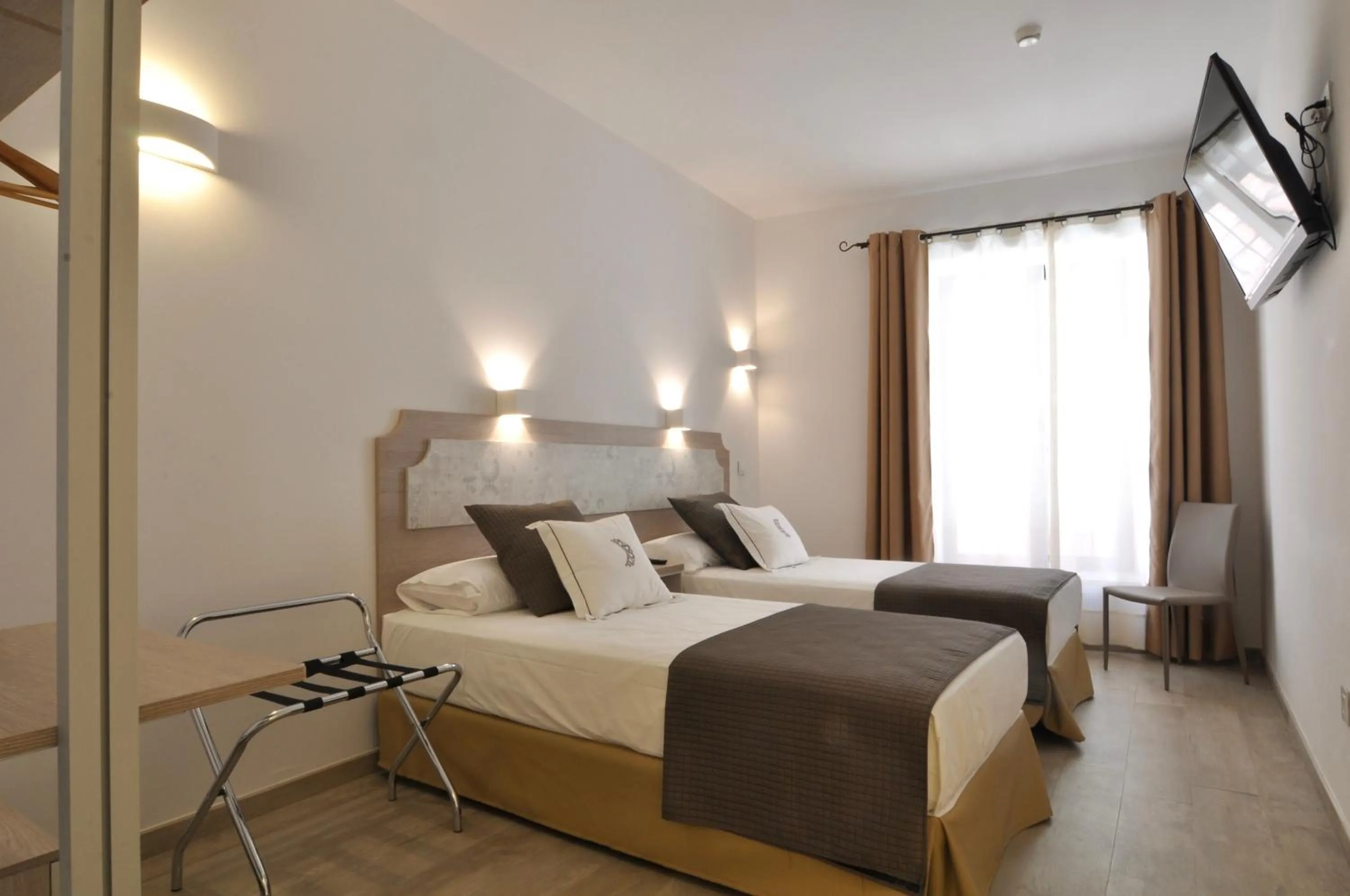 Bedroom, Bed in Patios del Orfebre