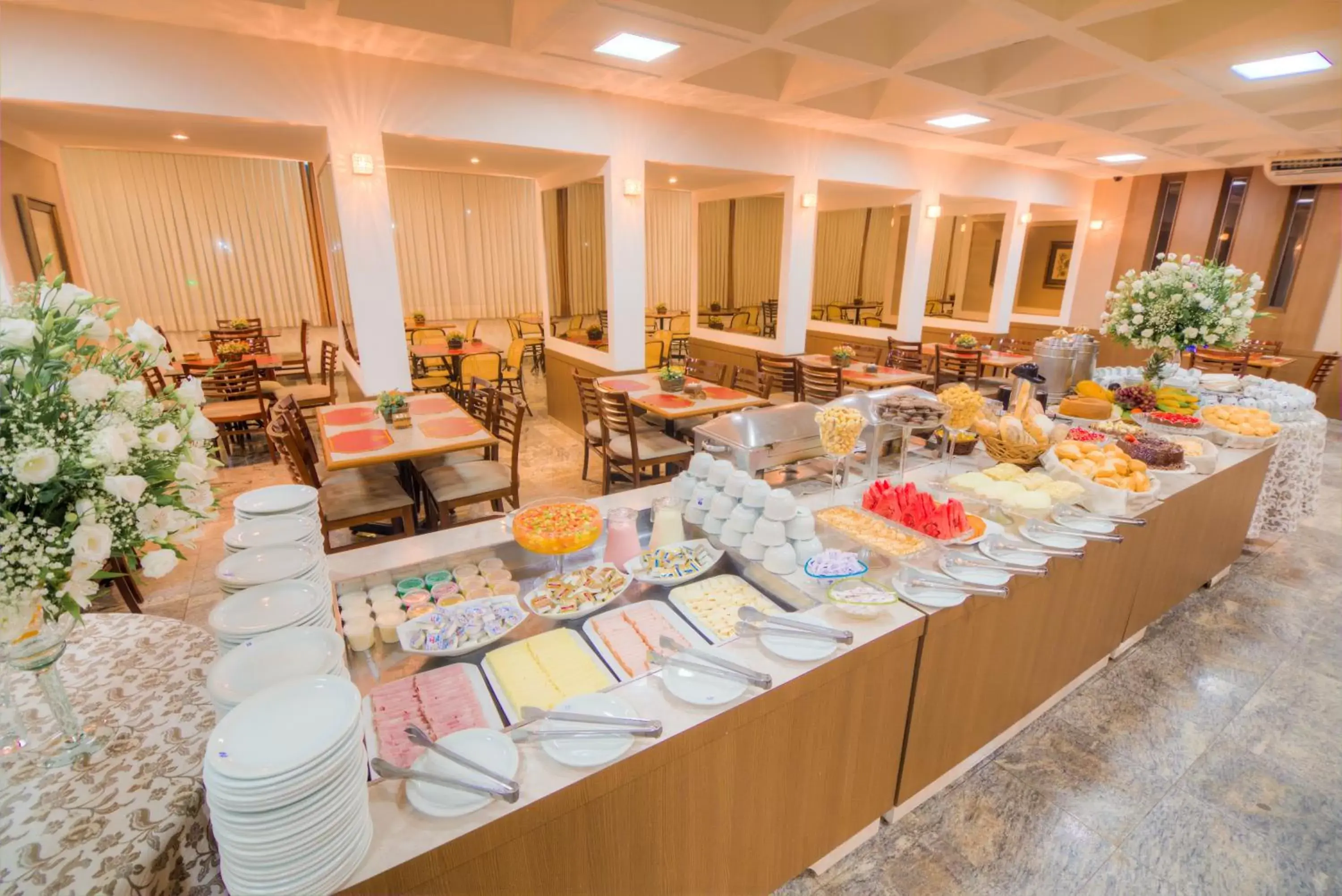 Restaurant/places to eat, Banquet Facilities in Dan Inn Uberaba & Convenções