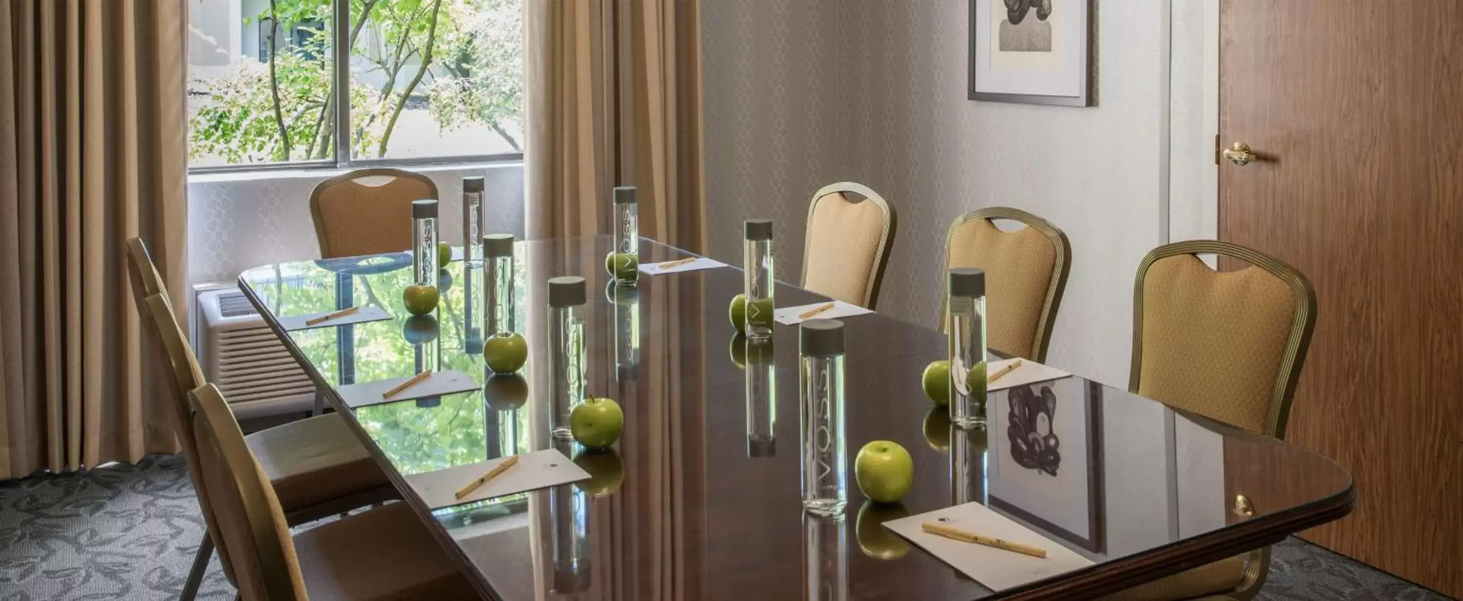 Meeting/conference room in DoubleTree by Hilton Hotel Chicago Wood Dale - Elk Grove