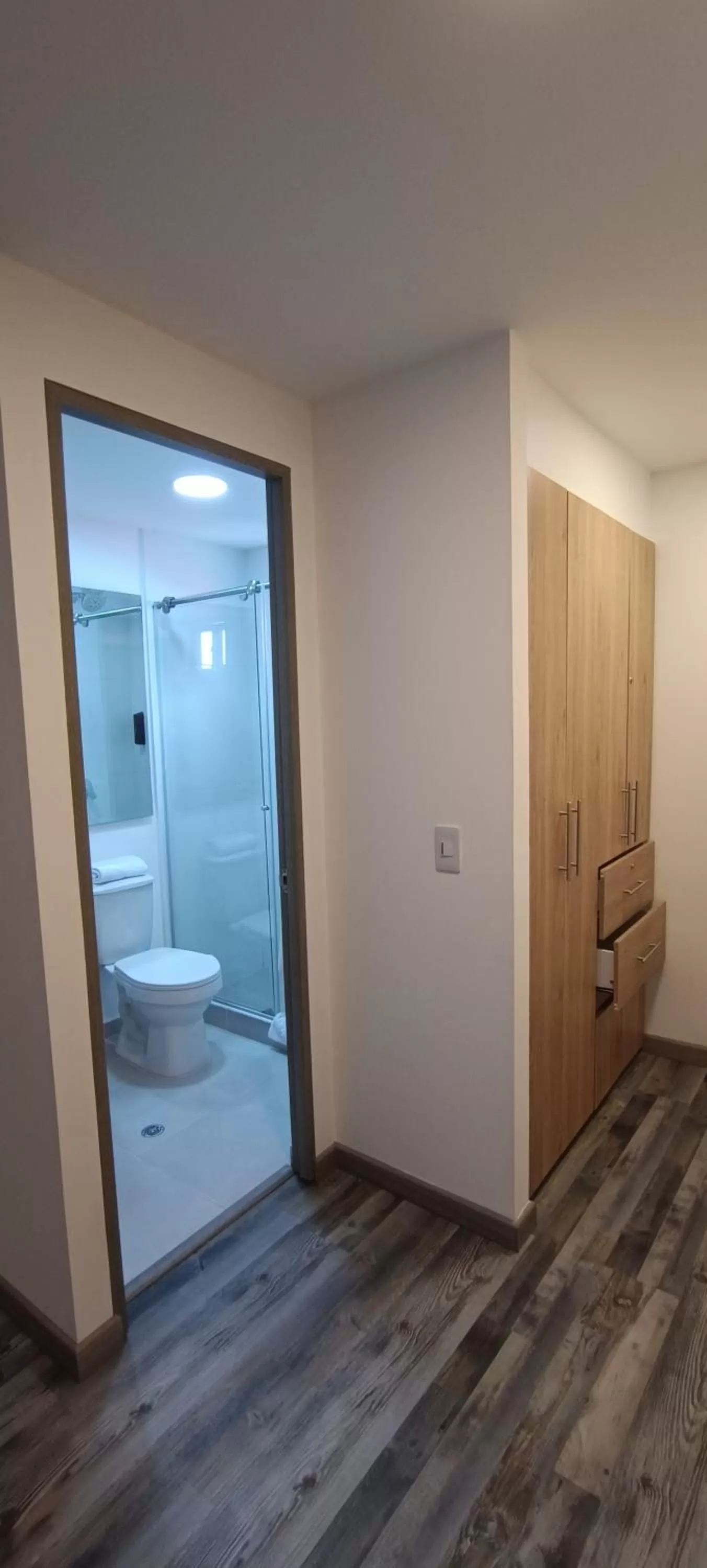 Bathroom in 86 suites