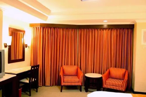 MO2 Westown Hotel - Mandalagan