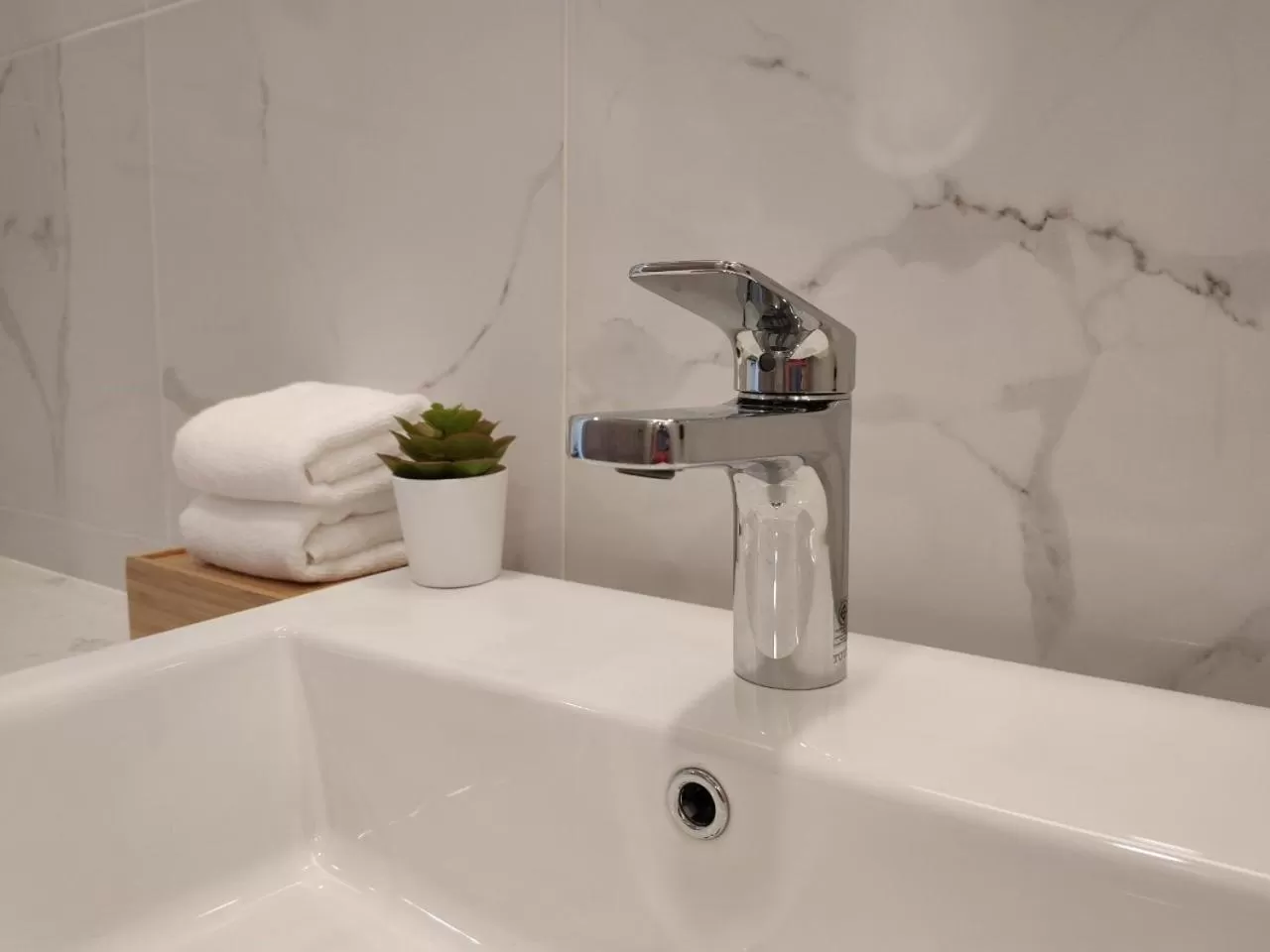 Bathroom in Nappiness Hotel