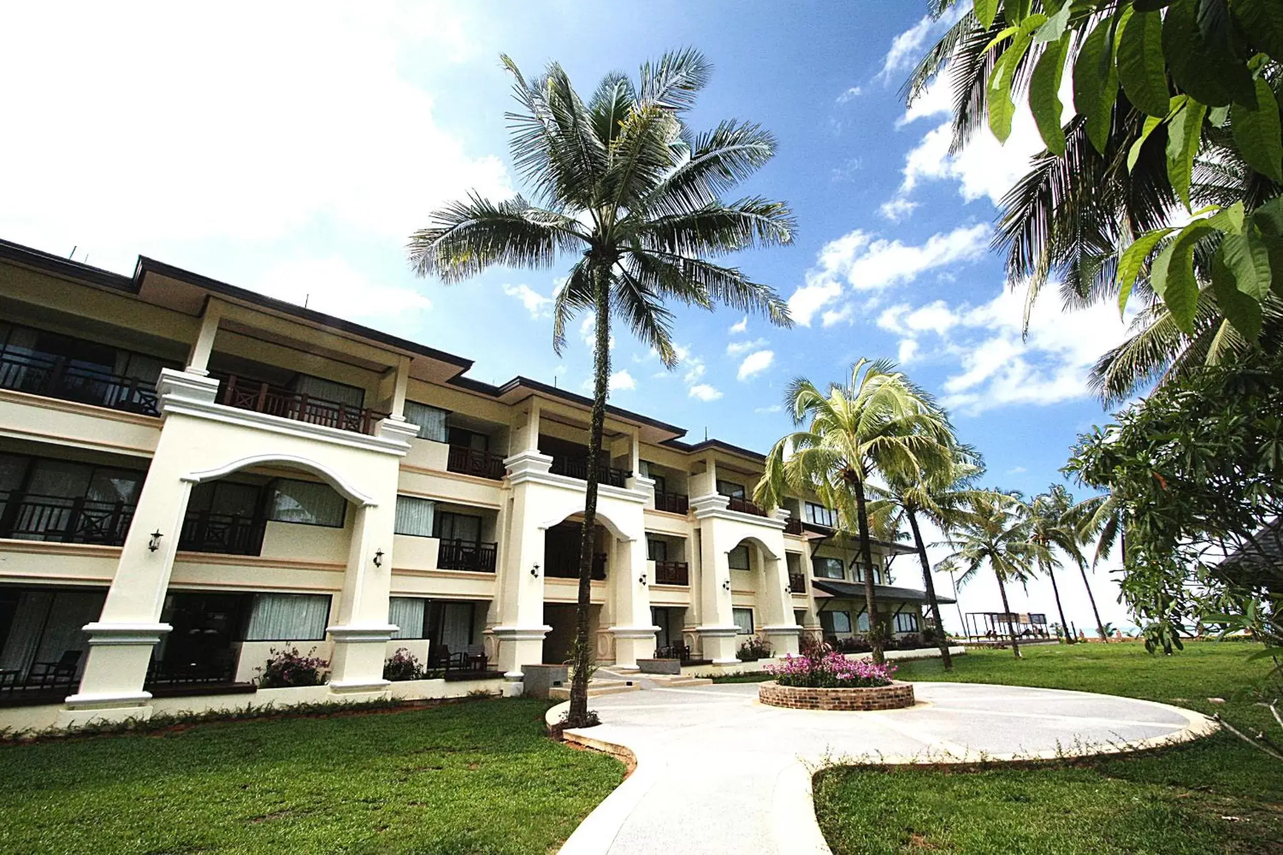 Property Building in Khaolak Orchid Beach Resort - SHA Extra Plus