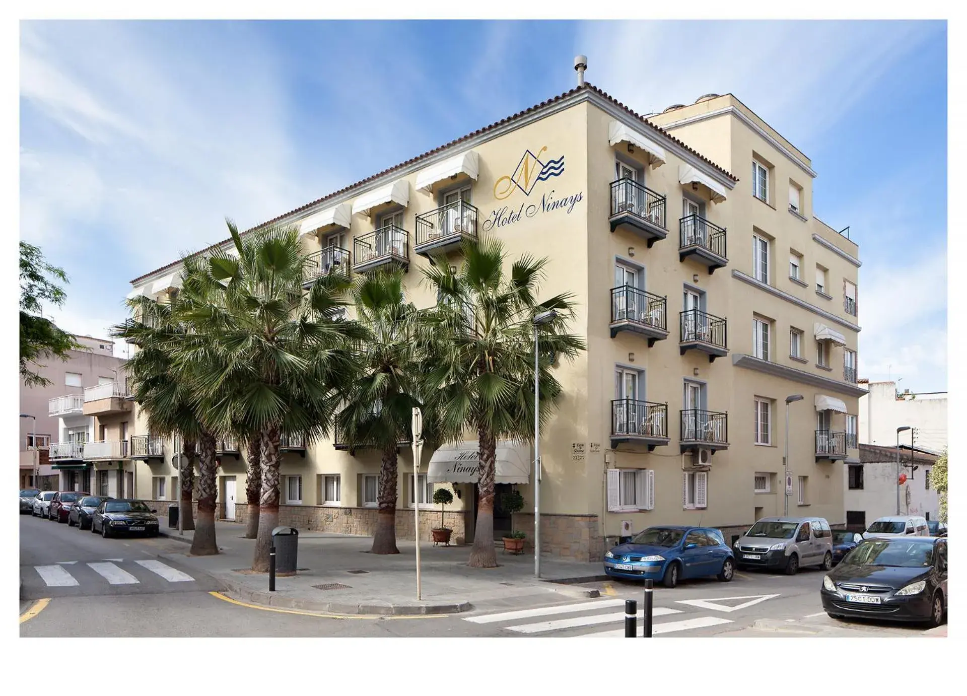 Street view, Property Building in Hotel Ninays