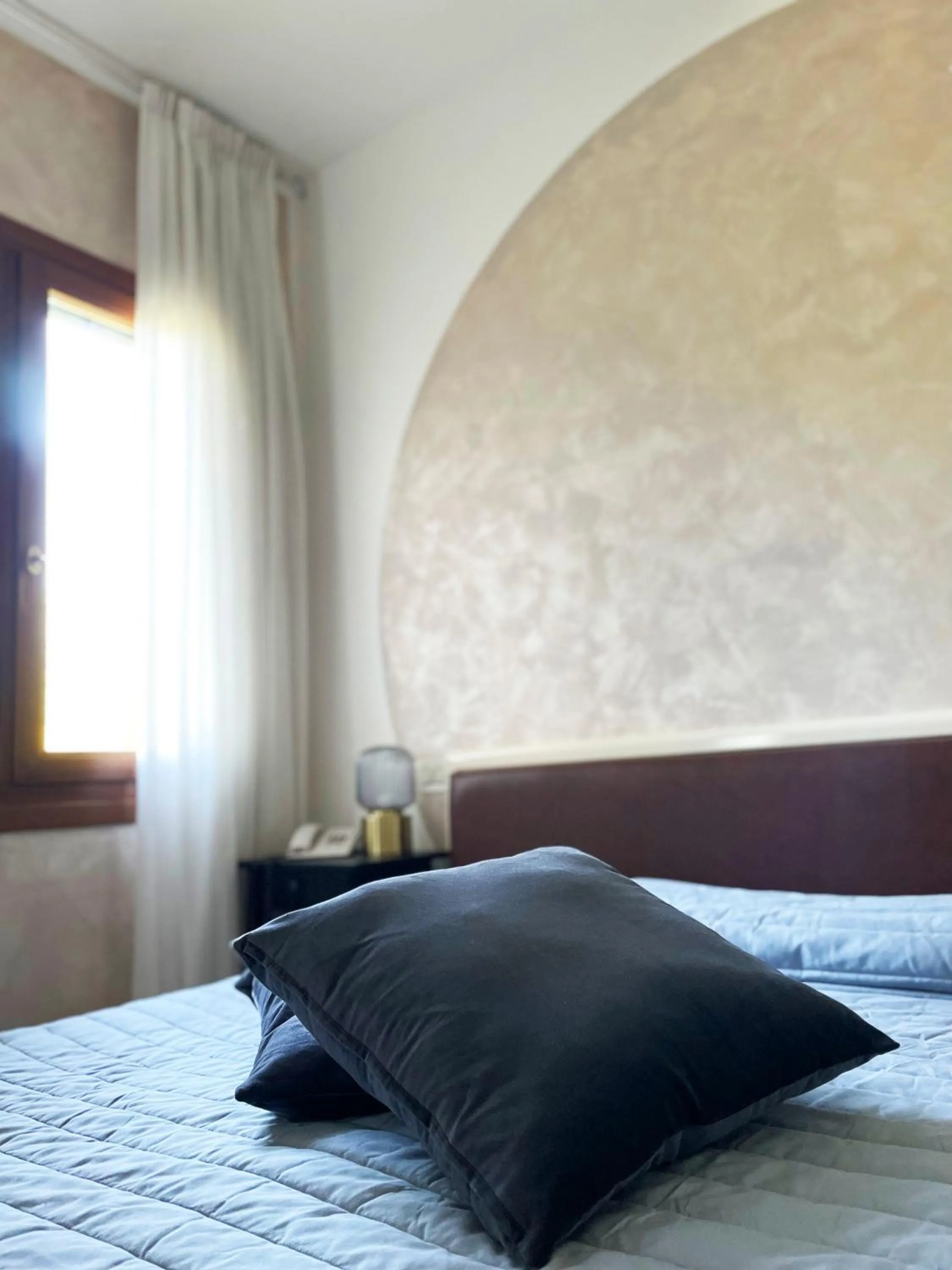 Photo of the whole room, Bed in Hotel Villa Braida