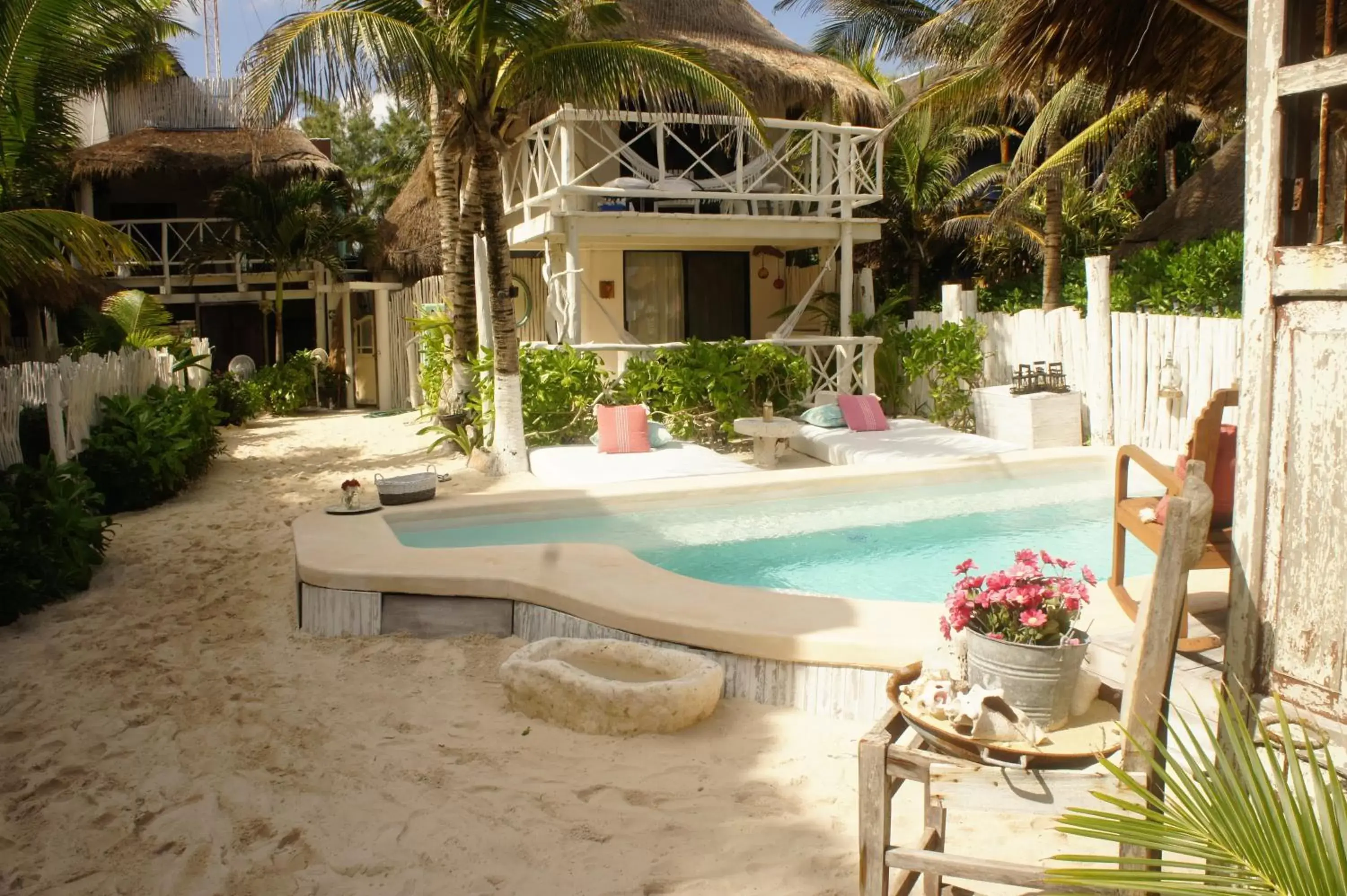 Garden, Swimming Pool in Punta Piedra Beach Posada