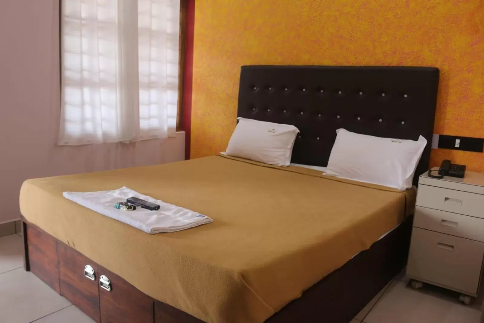 Bed in Hotel Wayanad Stay