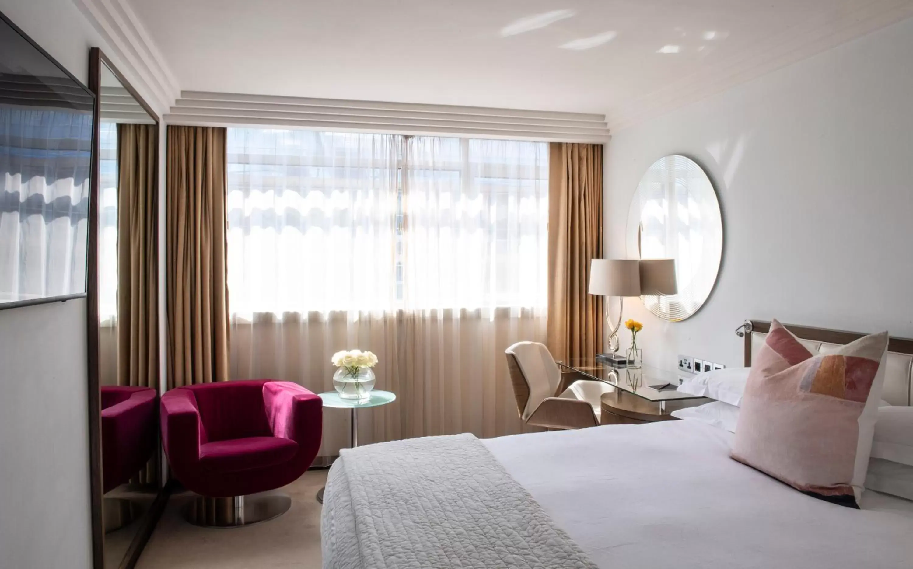 Bedroom, Seating Area in The Marylebone Hotel