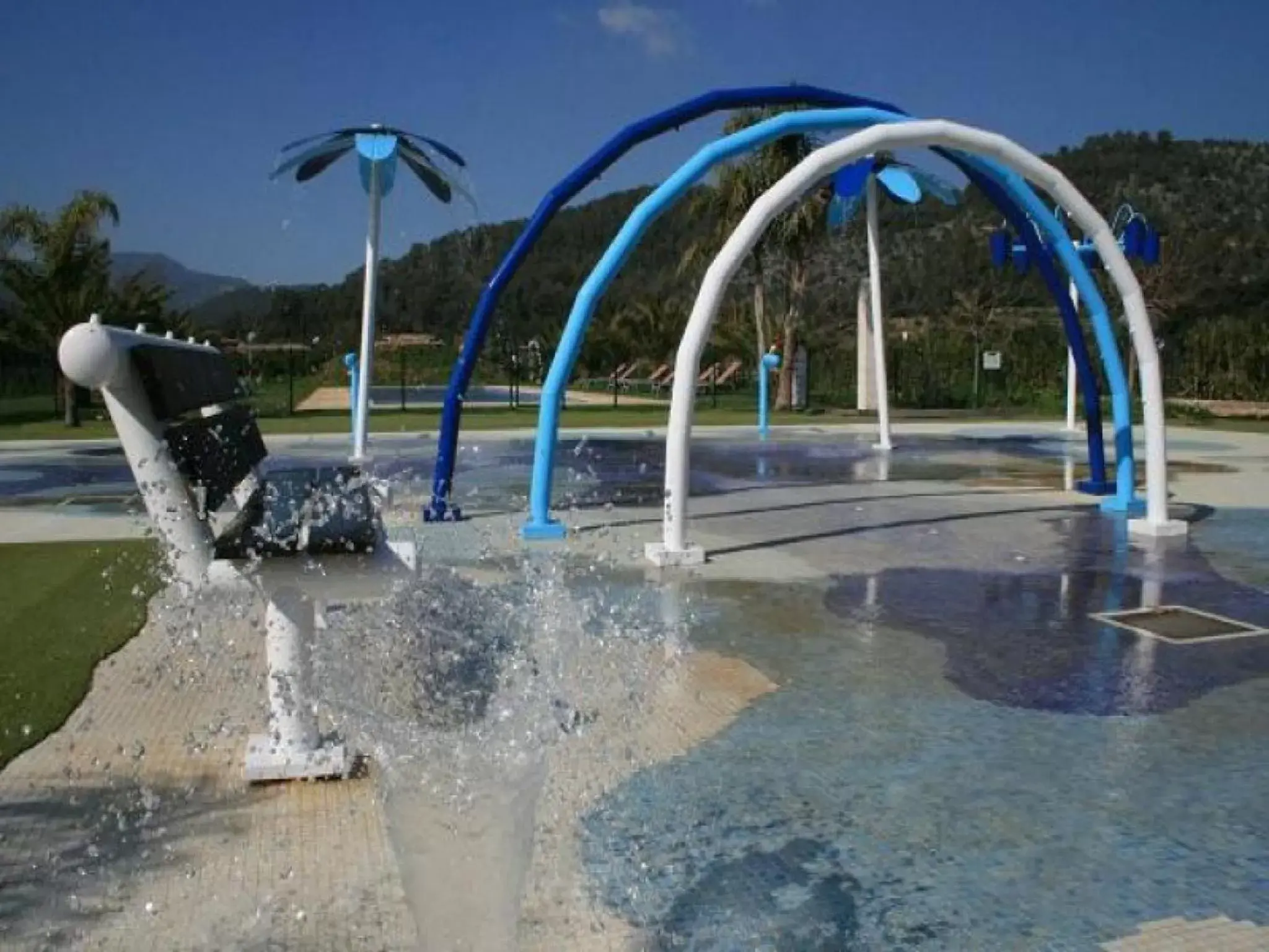 Aqua park, Swimming Pool in loftOtel canet