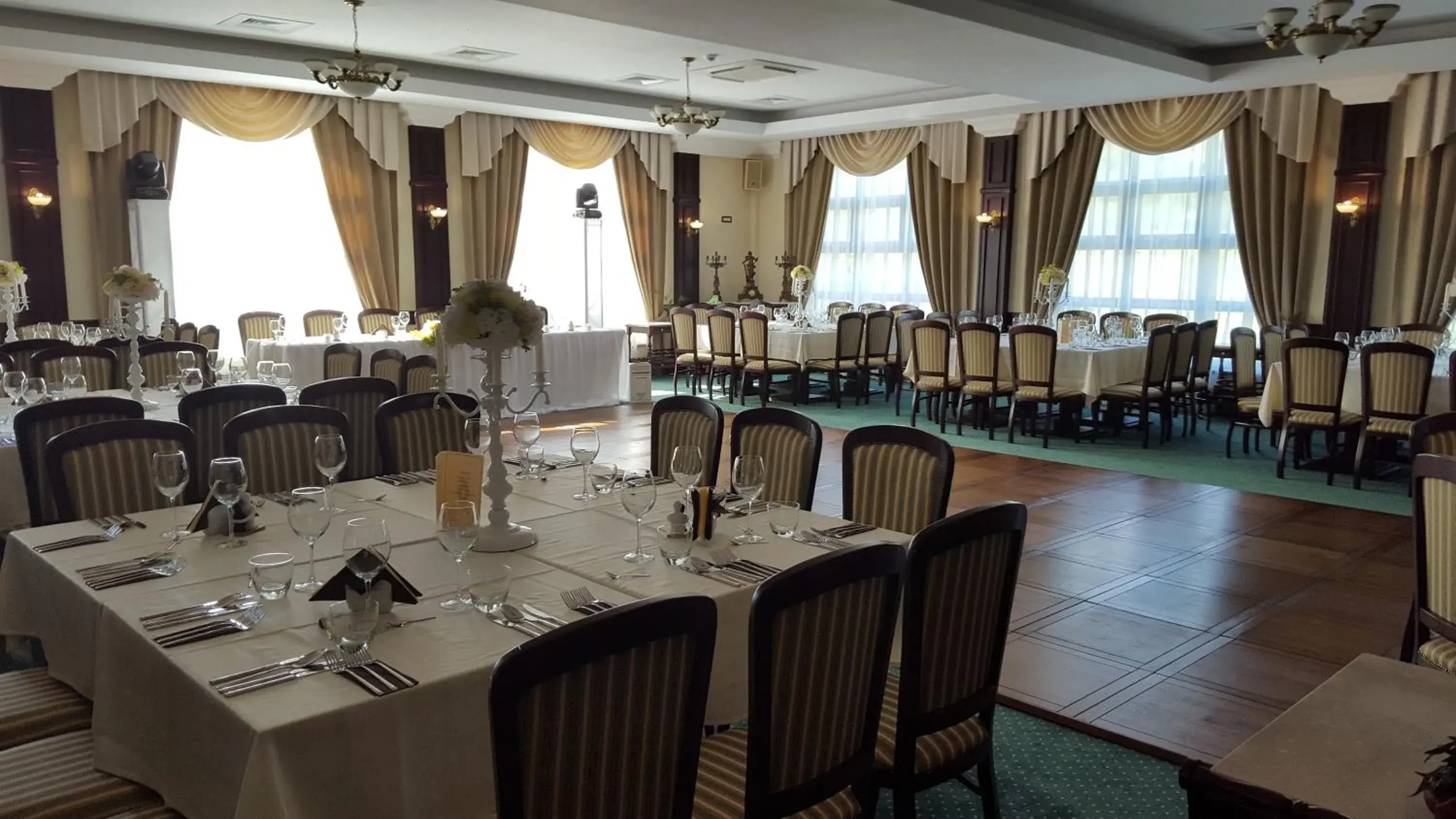 Restaurant/places to eat in Magus Hotel Restaurant/places to eat in Magus Hotel