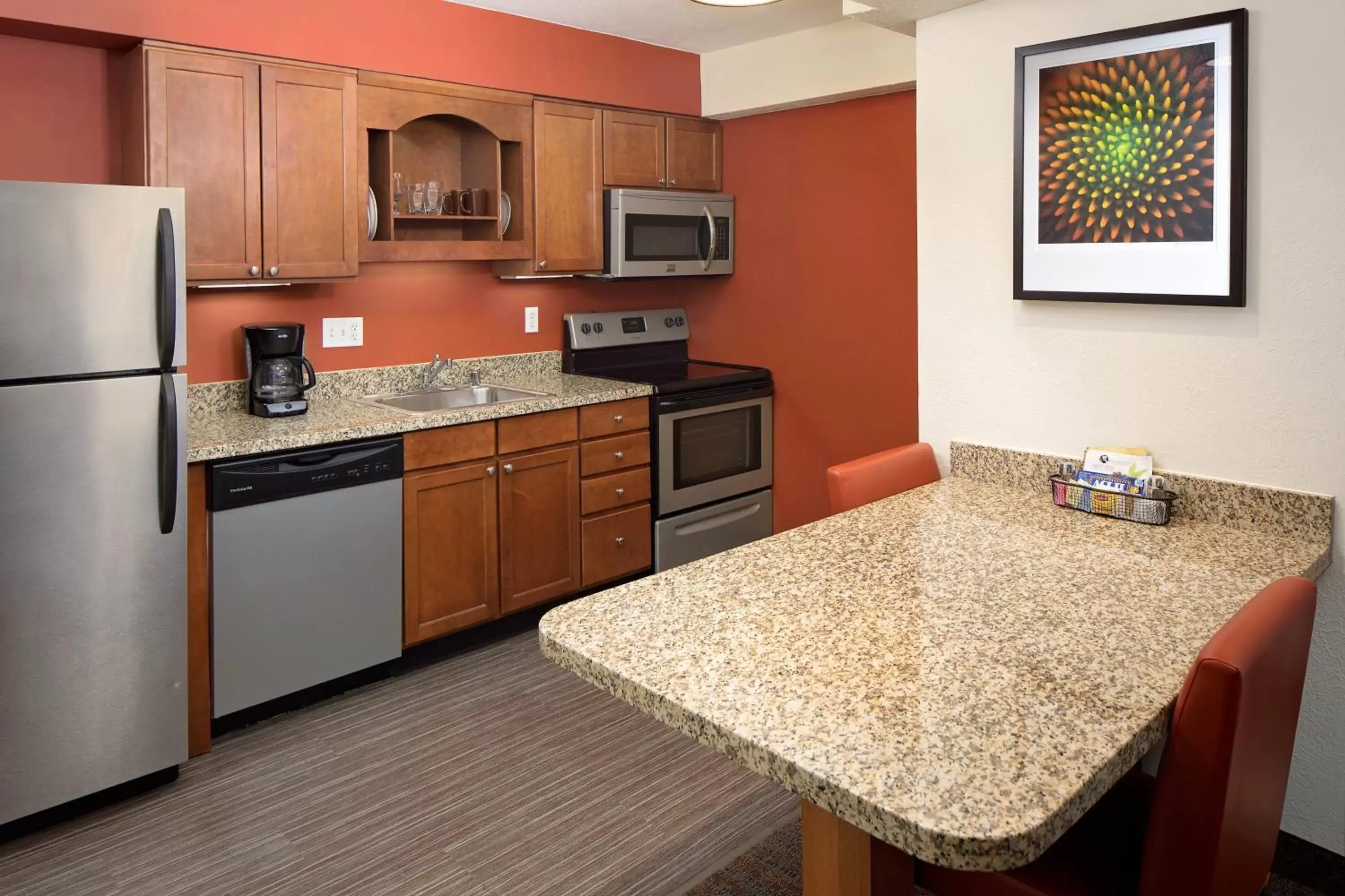 Kitchen or kitchenette, Kitchen/Kitchenette in Residence Inn Louisville East