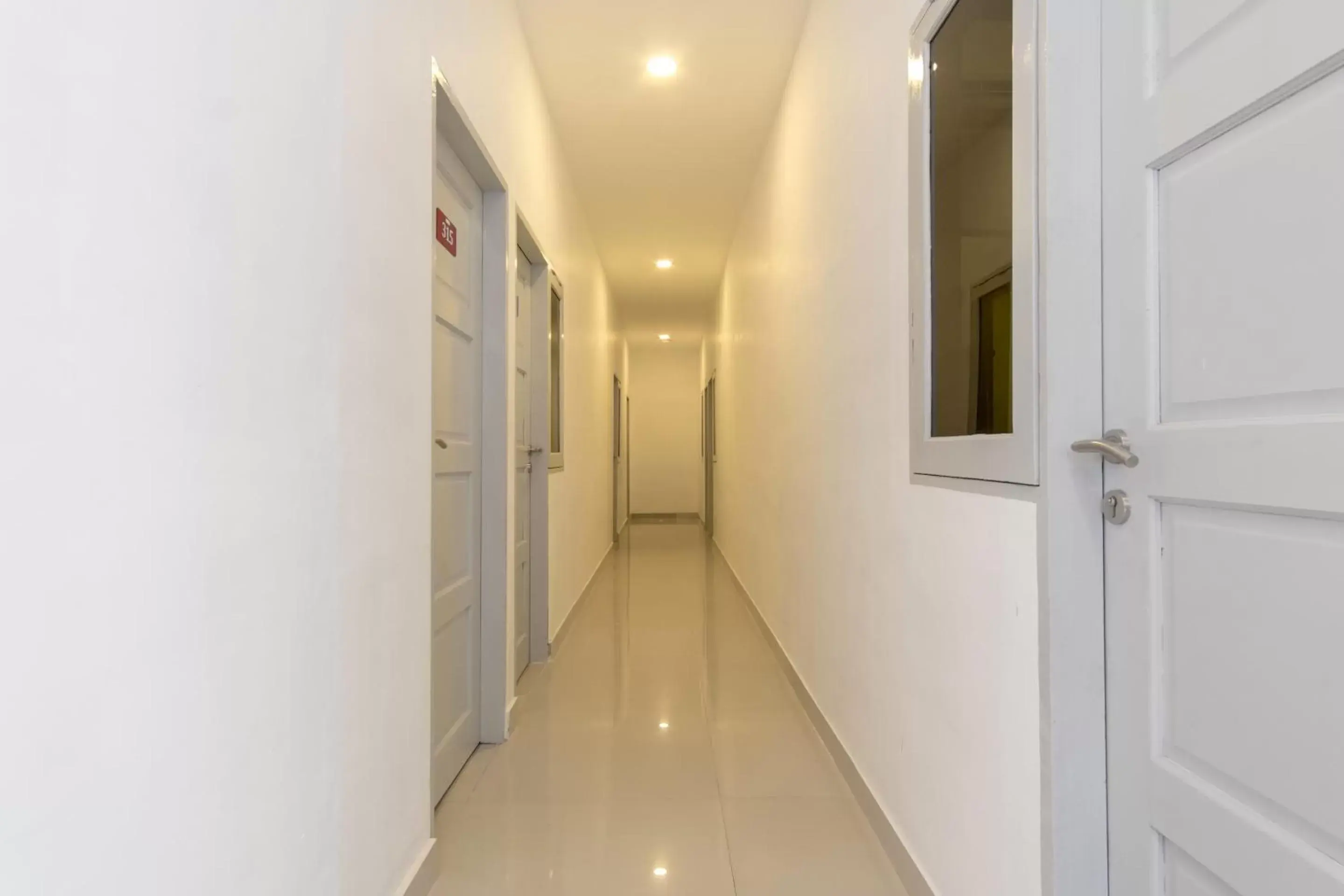 Floor plan in Super OYO 360 Mangaan Residence